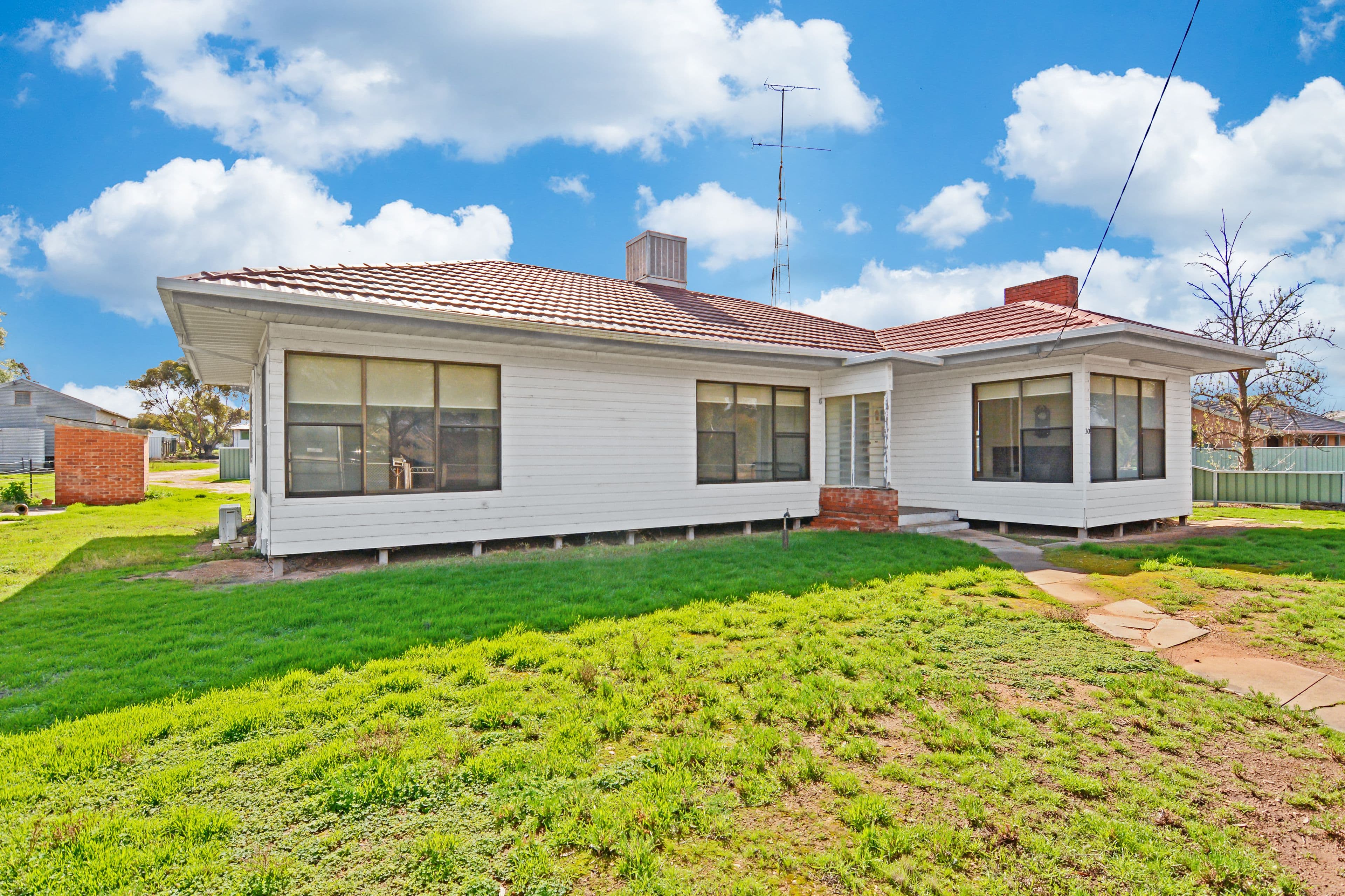 28-30 Hughes Street, Ouyen VIC 3490, Ouyen - Image 1