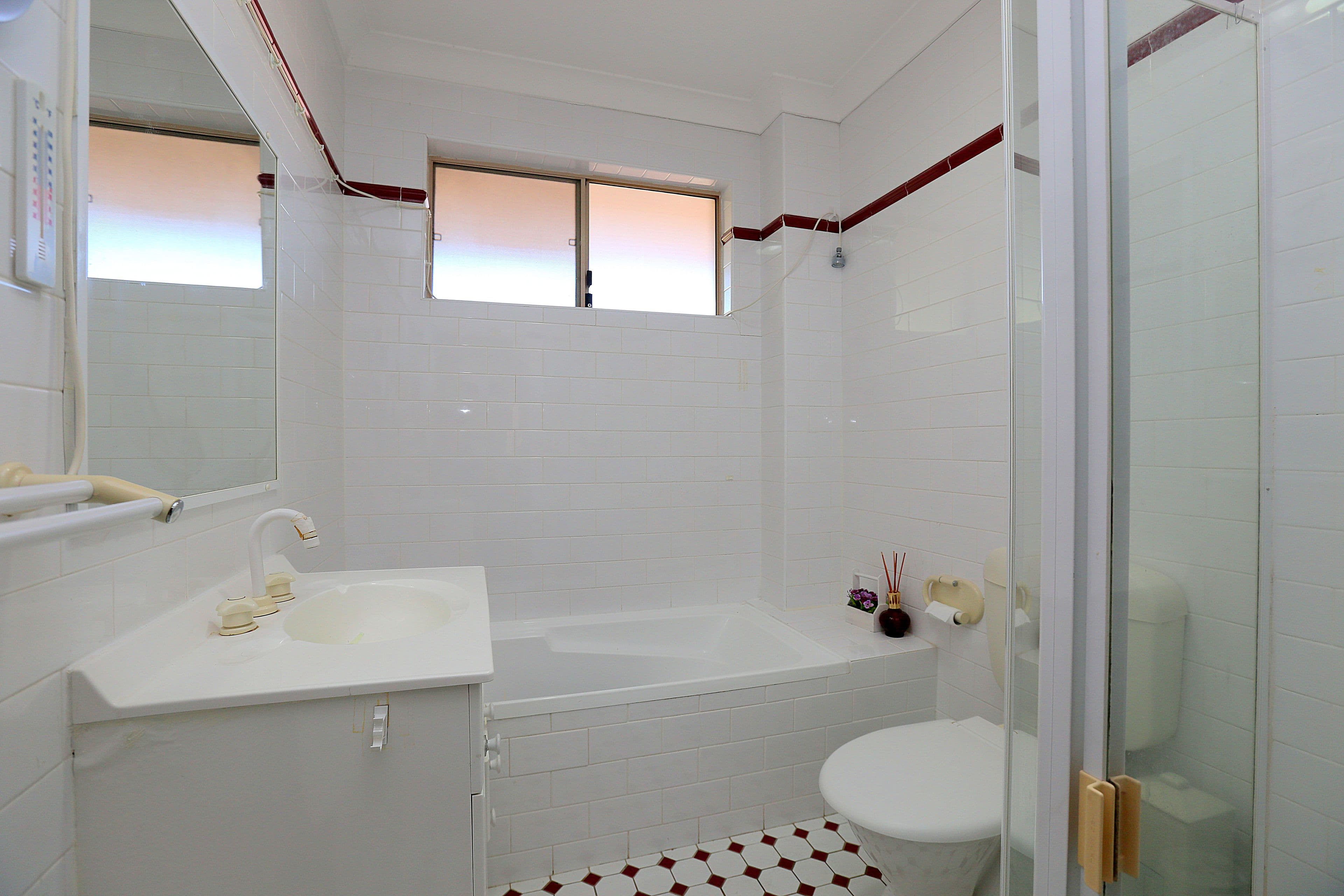 11 Shenton Avenue, Bankstown NSW 2200, Bankstown - Thumbnail 8
