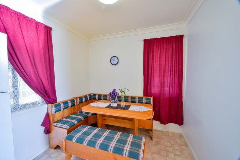 6 Seddon Place, CAMPBELLTOWN NSW 2560, Campbelltown - Thumbnail 3