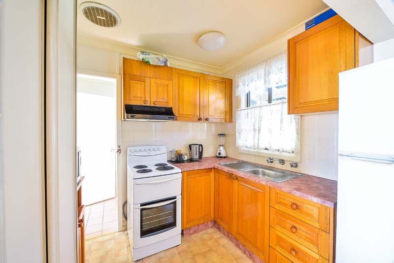 6 Seddon Place, CAMPBELLTOWN NSW 2560, Campbelltown - Thumbnail 4