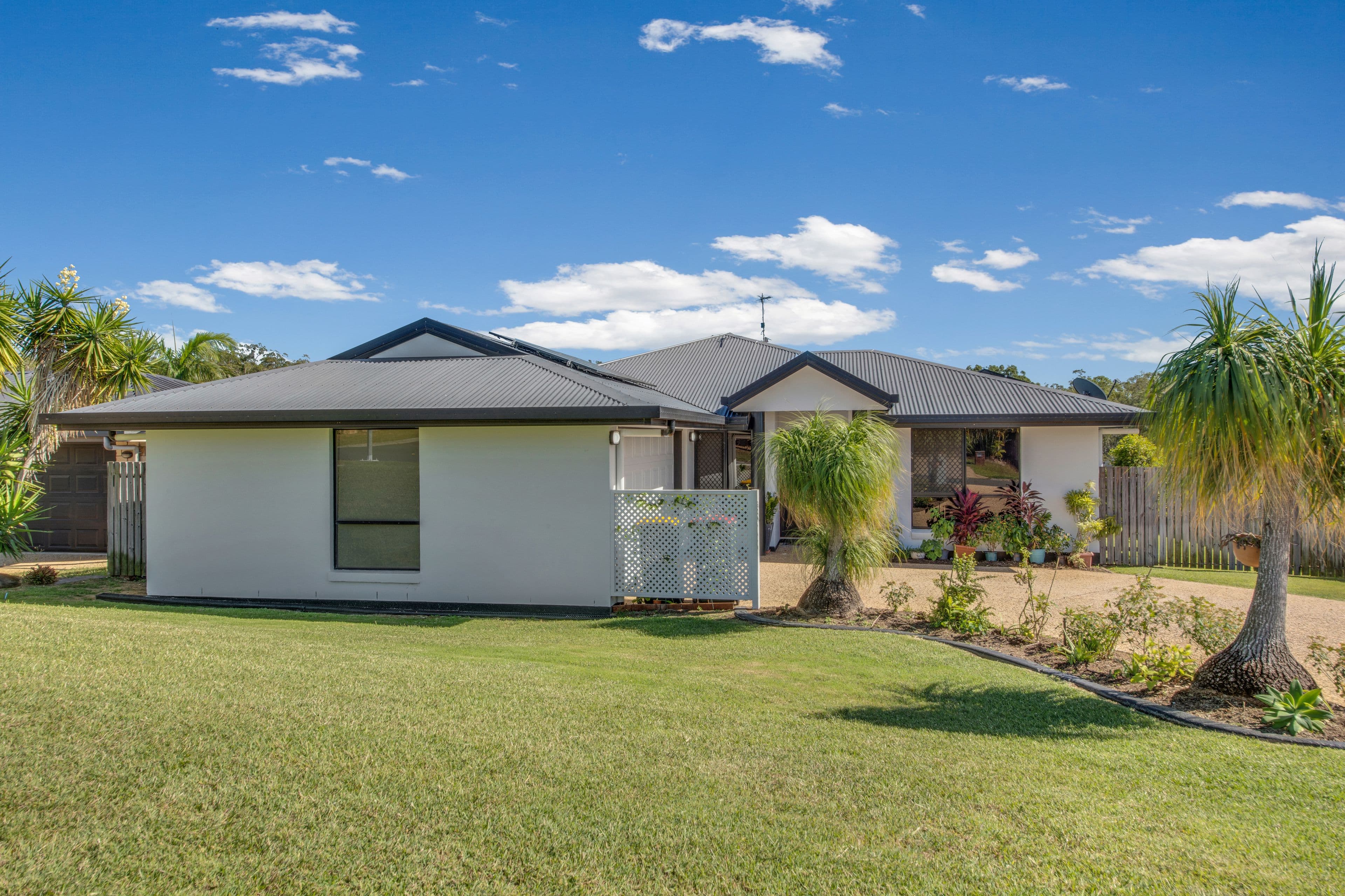 62 Whitbread Road, Clinton QLD 4680, Clinton - Thumbnail 2