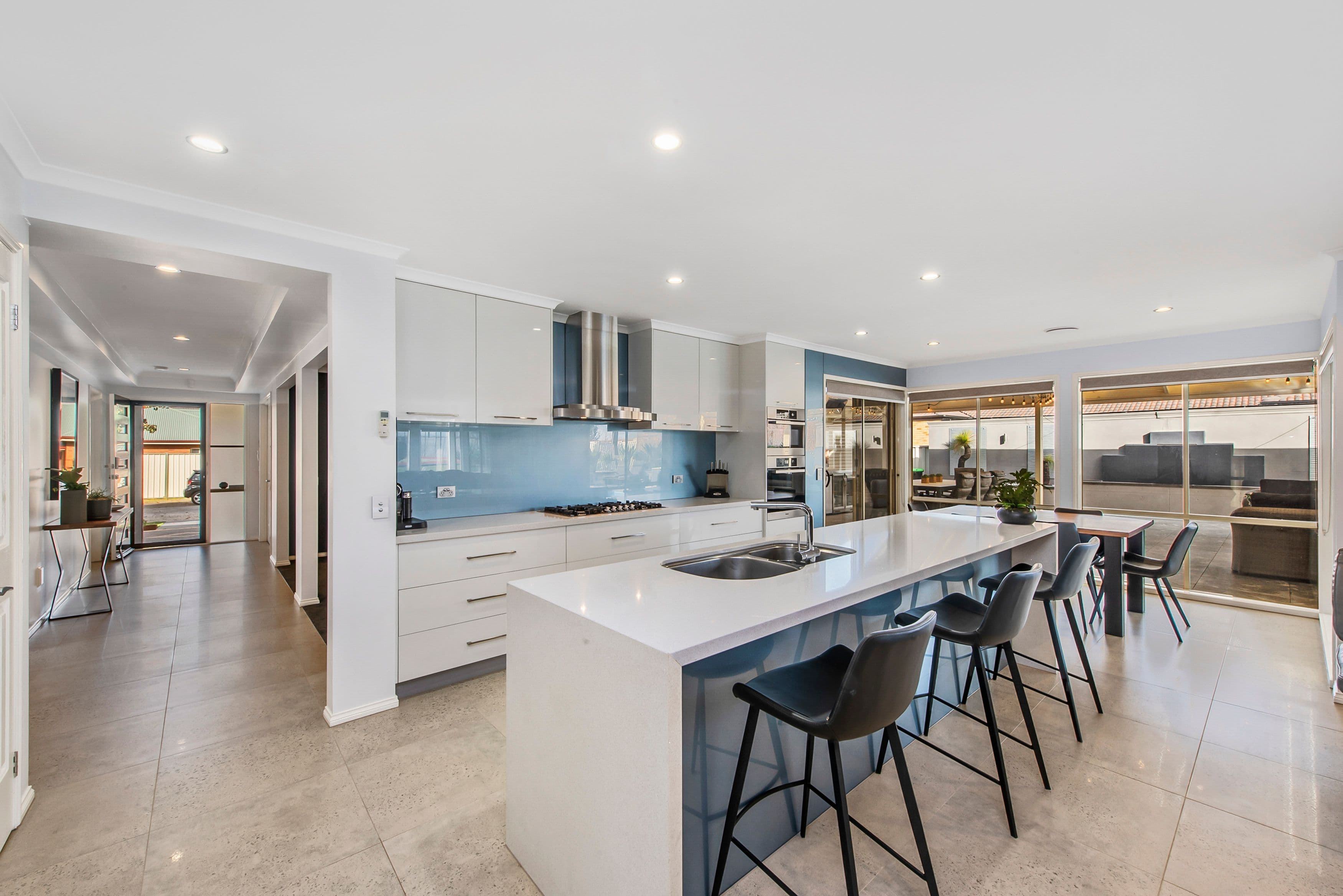 14 Knight Court, Hillside VIC 3037, Hillside - Thumbnail 3