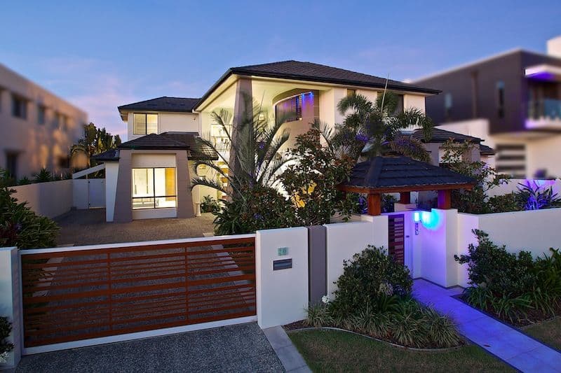 20 Royal Albert Crescent, SOVEREIGN ISLANDS QLD 4216, Sovereign Islands - Thumbnail 4