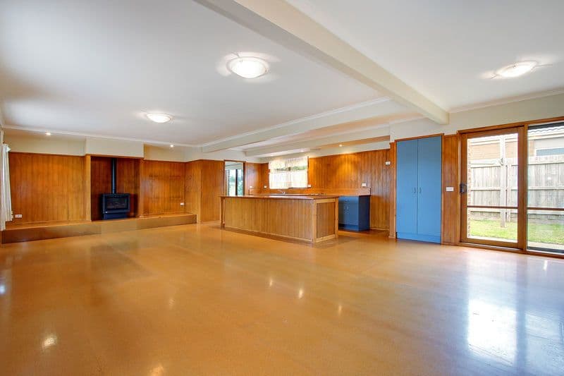 15 Clifton Park Drive, CARRUM DOWNS VIC 3201, Carrum Downs - Thumbnail 4
