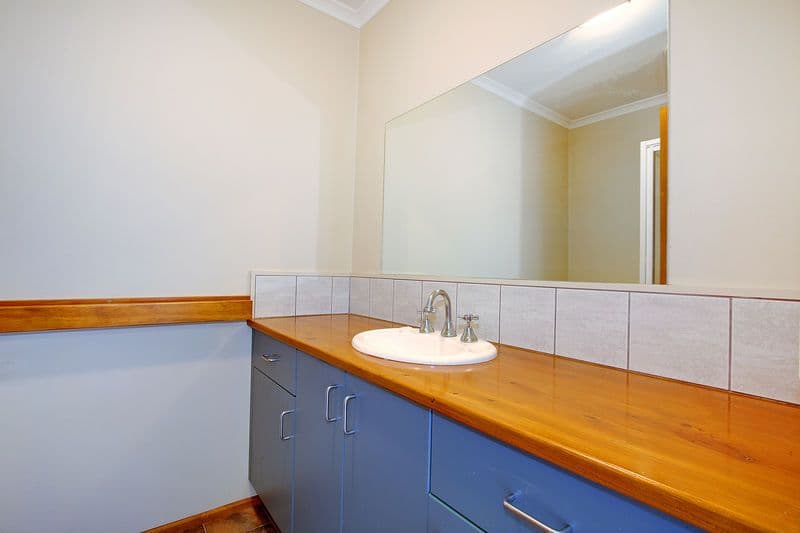 15 Clifton Park Drive, CARRUM DOWNS VIC 3201, Carrum Downs - Thumbnail 8