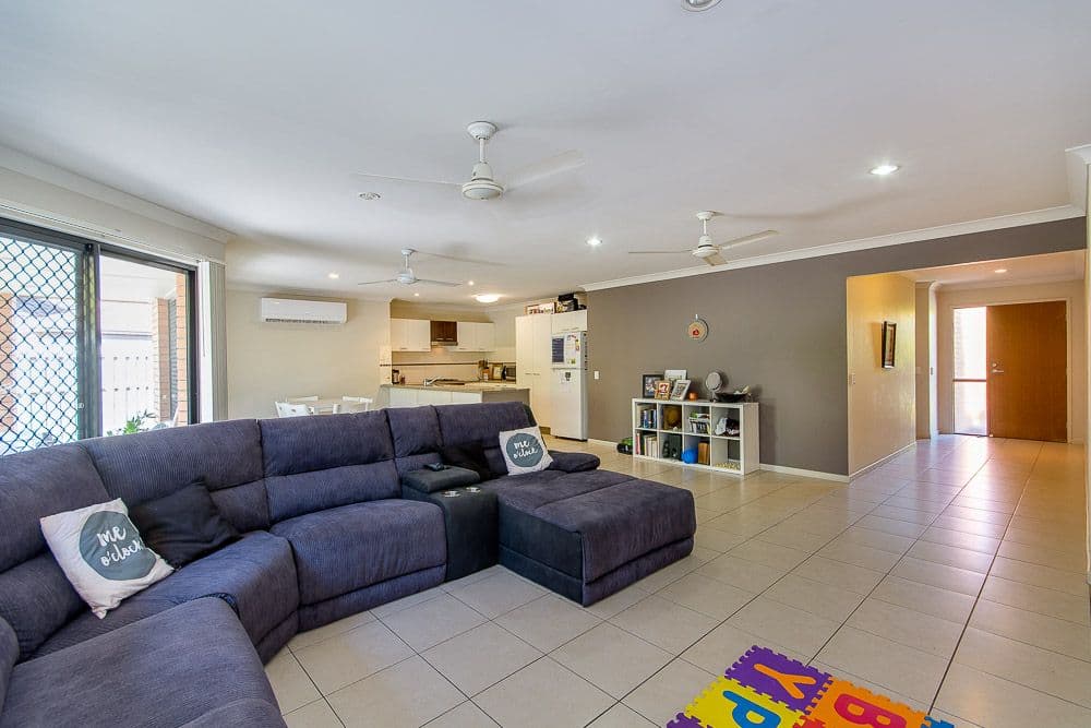 72 Waterlily Circuit, Carseldine QLD 4034, Carseldine - Thumbnail 3
