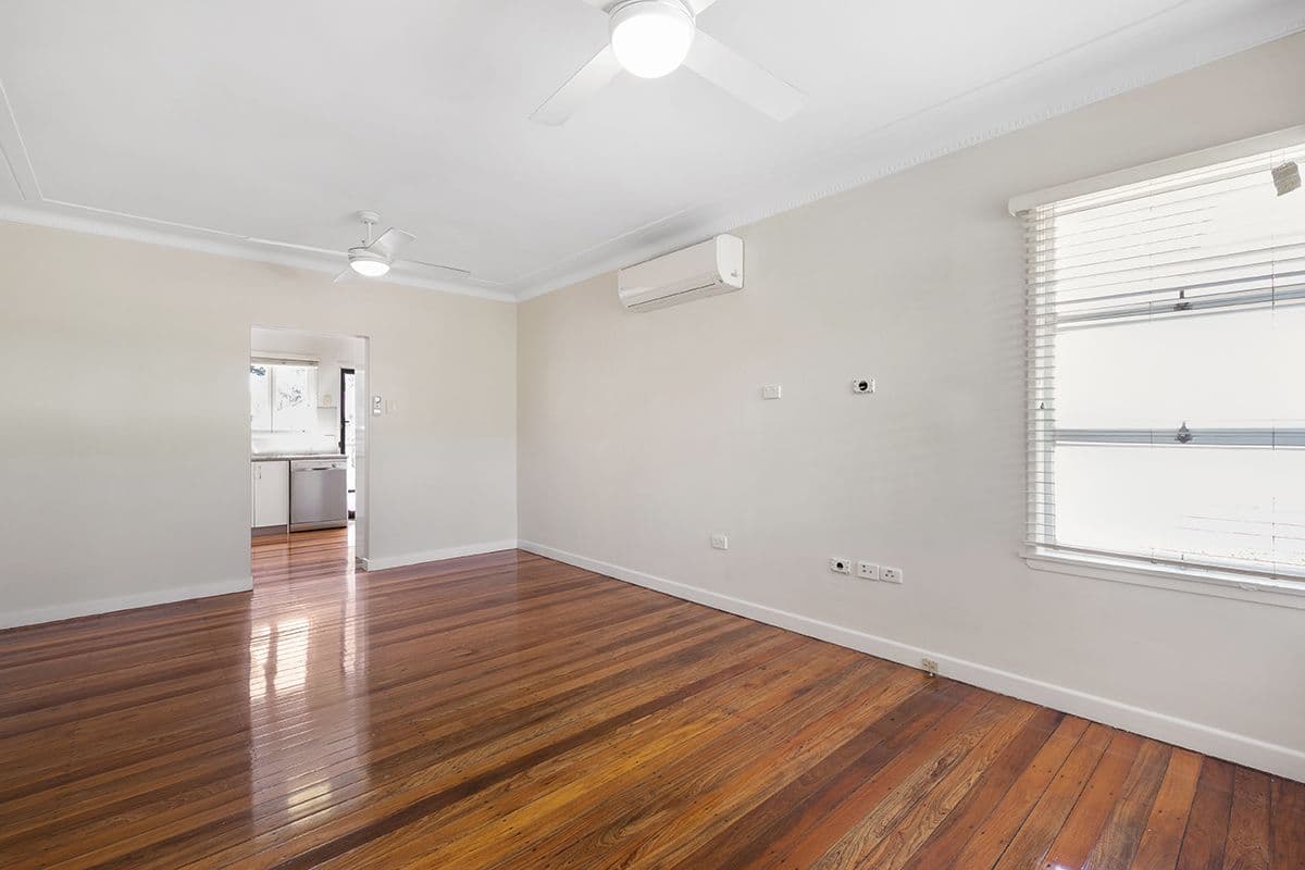 54 Glenwood Street, Chelmer QLD 4068, Chelmer - Thumbnail 3