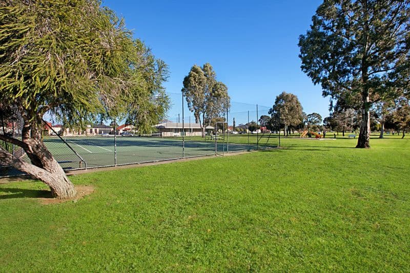 181 First Street, Nichols Point - Thumbnail 3