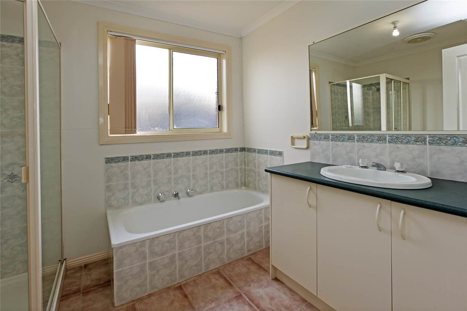 15 Lipson Drive, LARA VIC 3212, Lara - Thumbnail 5
