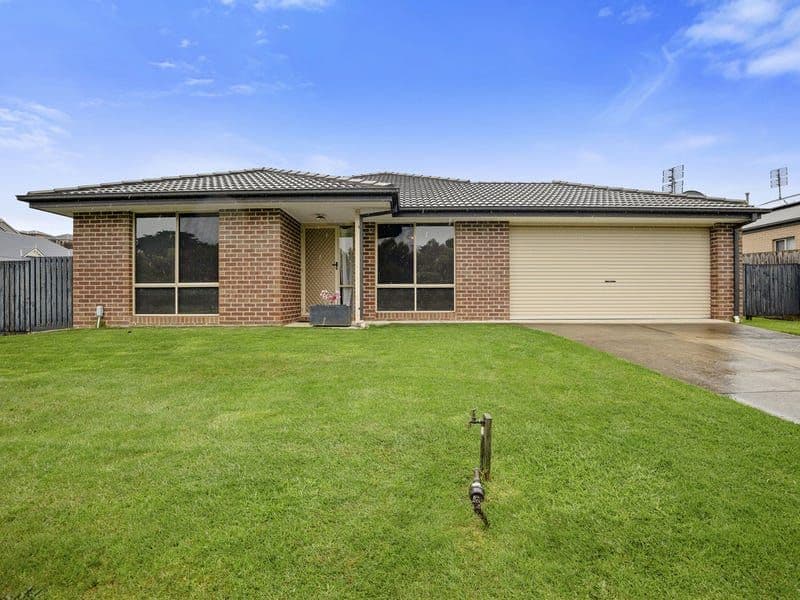 7 Floraston Drive, Leongatha VIC 3953, Leongatha - Image 1