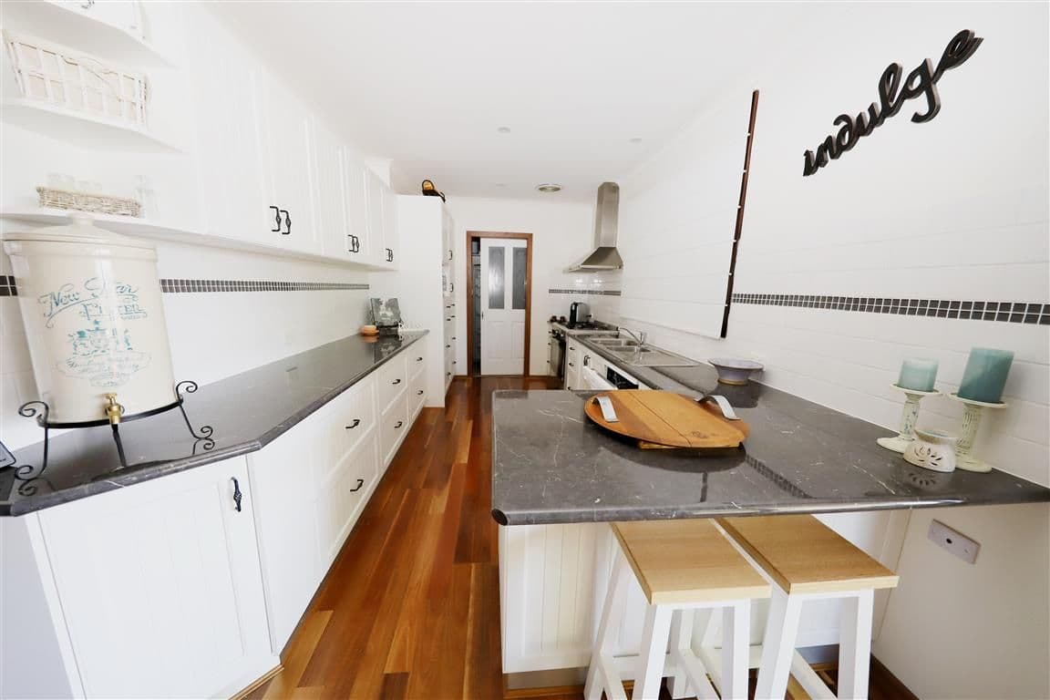 129 Keenans Road, Batlow - Thumbnail 3