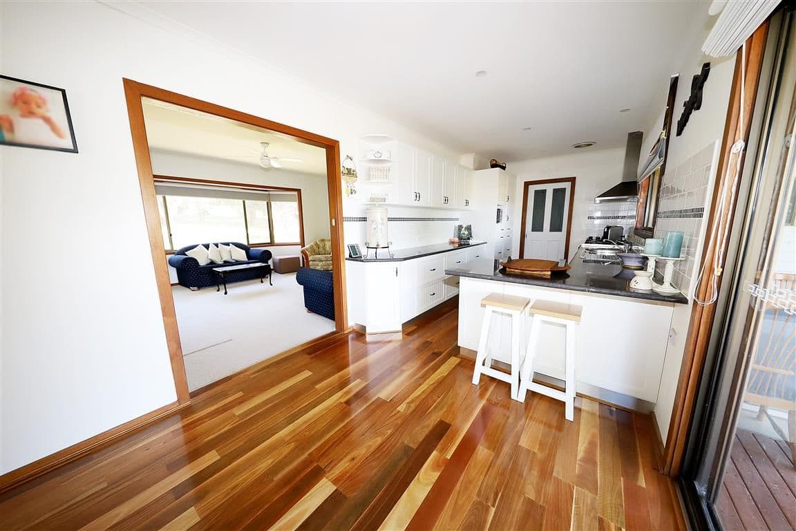 129 Keenans Road, Batlow - Thumbnail 4