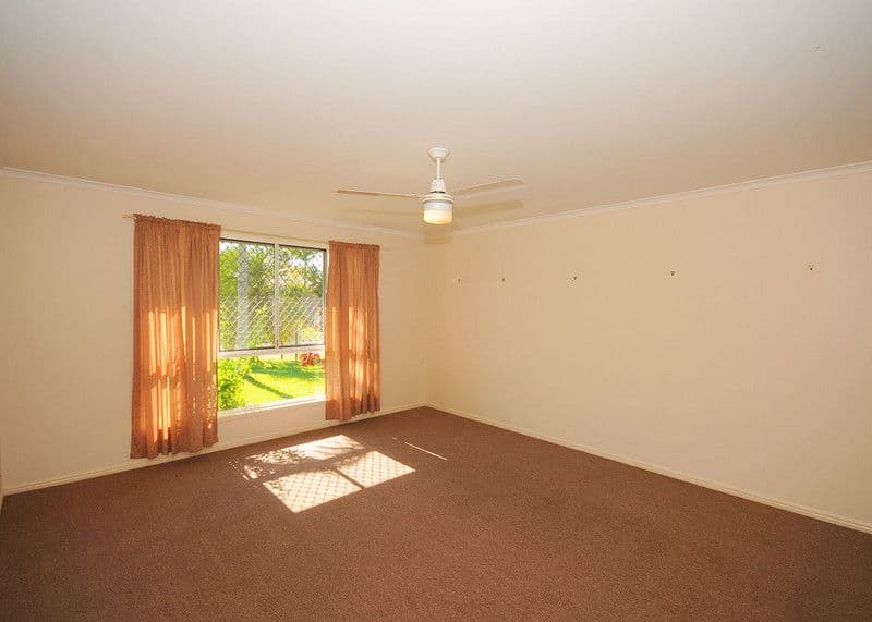 10 Karina Court, URANGAN QLD 4655, Urangan - Thumbnail 2