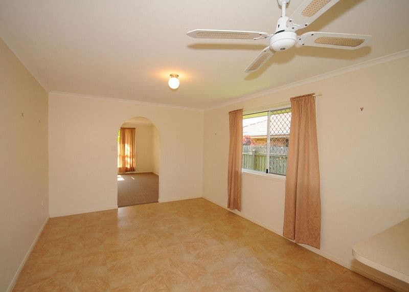 10 Karina Court, URANGAN QLD 4655, Urangan - Thumbnail 4