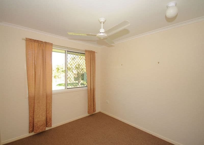 10 Karina Court, URANGAN QLD 4655, Urangan - Thumbnail 7