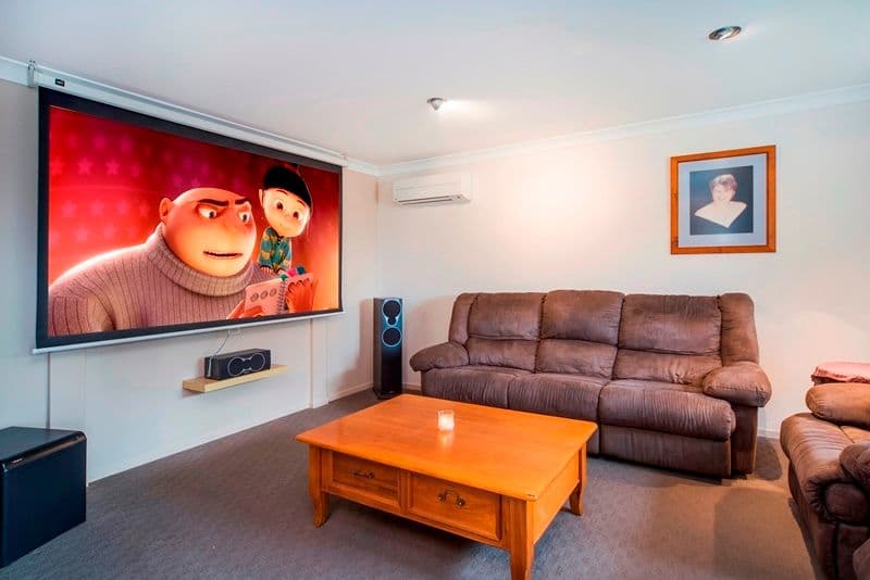 11 Minyon Court, PACIFIC PINES QLD 4211, Pacific Pines - Thumbnail 4