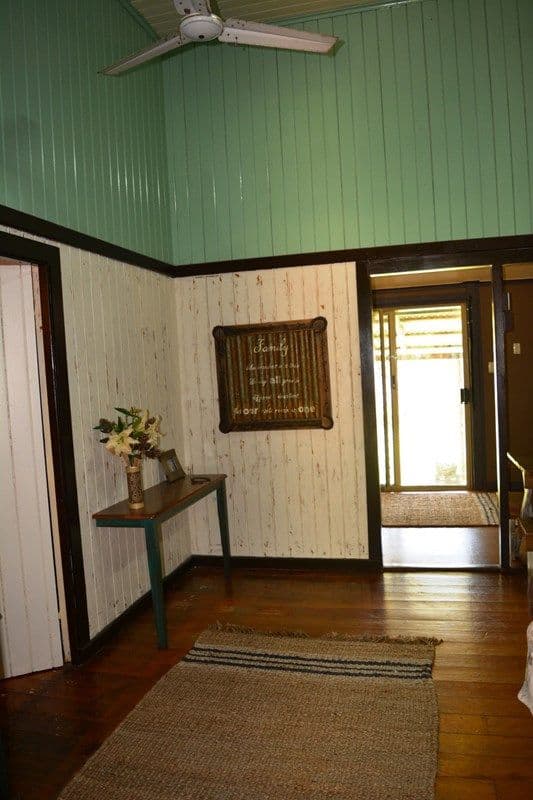 129 Thistle Street, Blackall QLD 4472, Blackall - Thumbnail 5