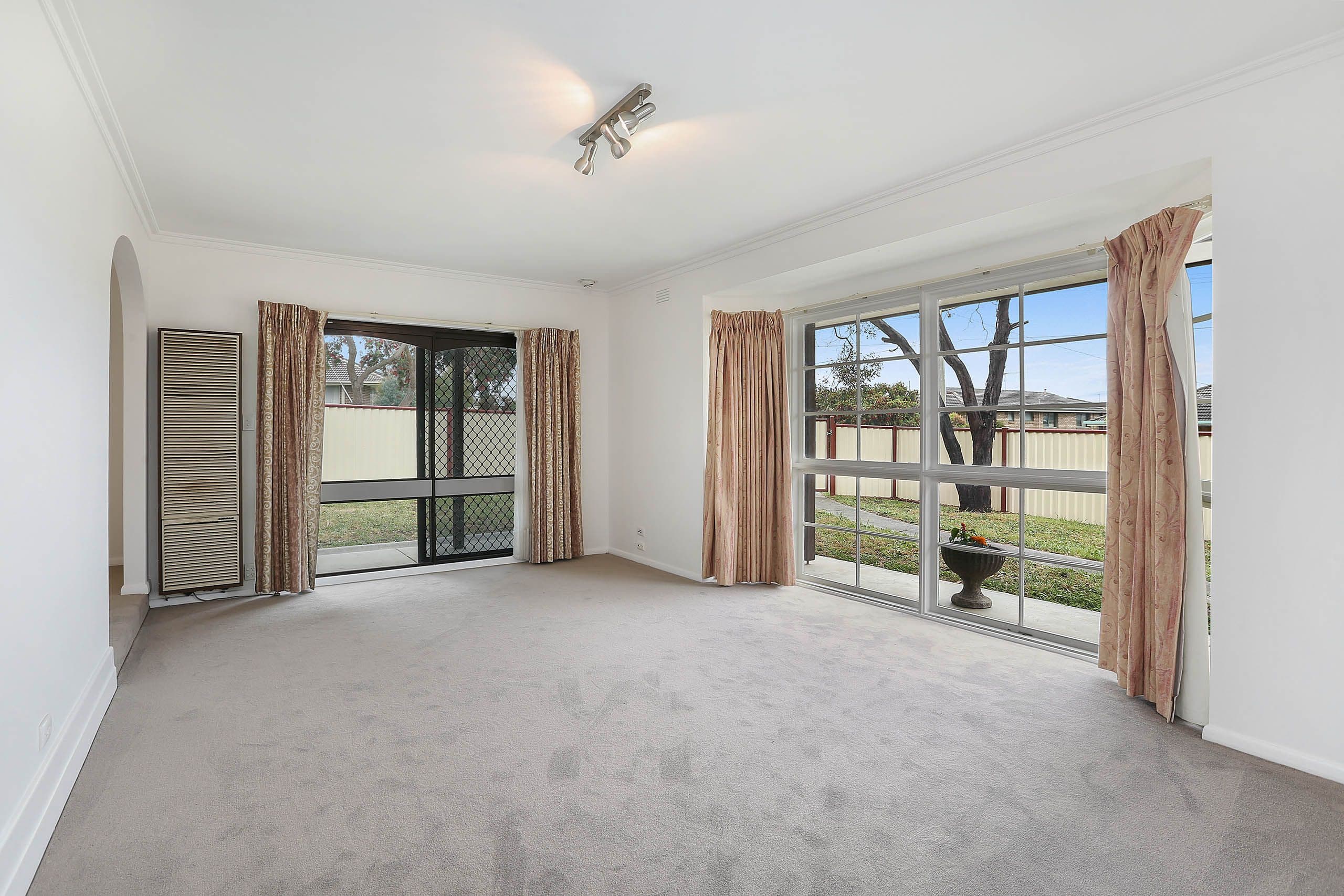 1 Patonga Crescent, Grovedale VIC 3216, Grovedale - Thumbnail 2