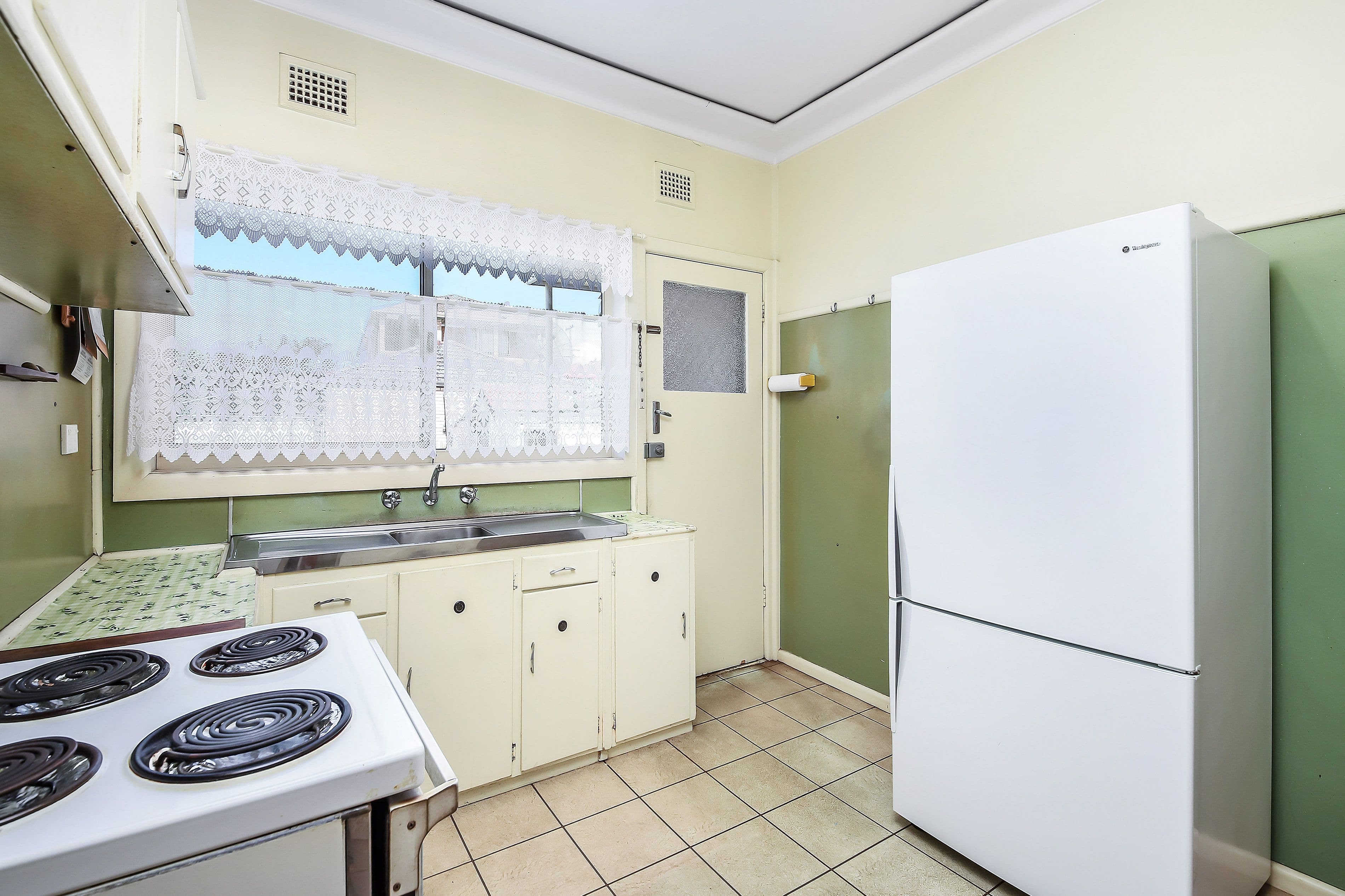 7 Ogmore Court, Bankstown - Thumbnail 3