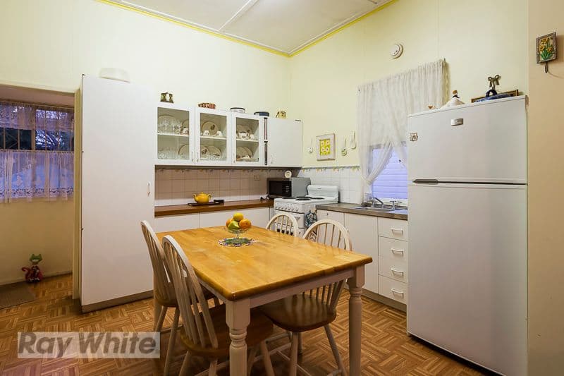 5 Ripon Street, COORPAROO QLD 4151, Coorparoo - Thumbnail 4