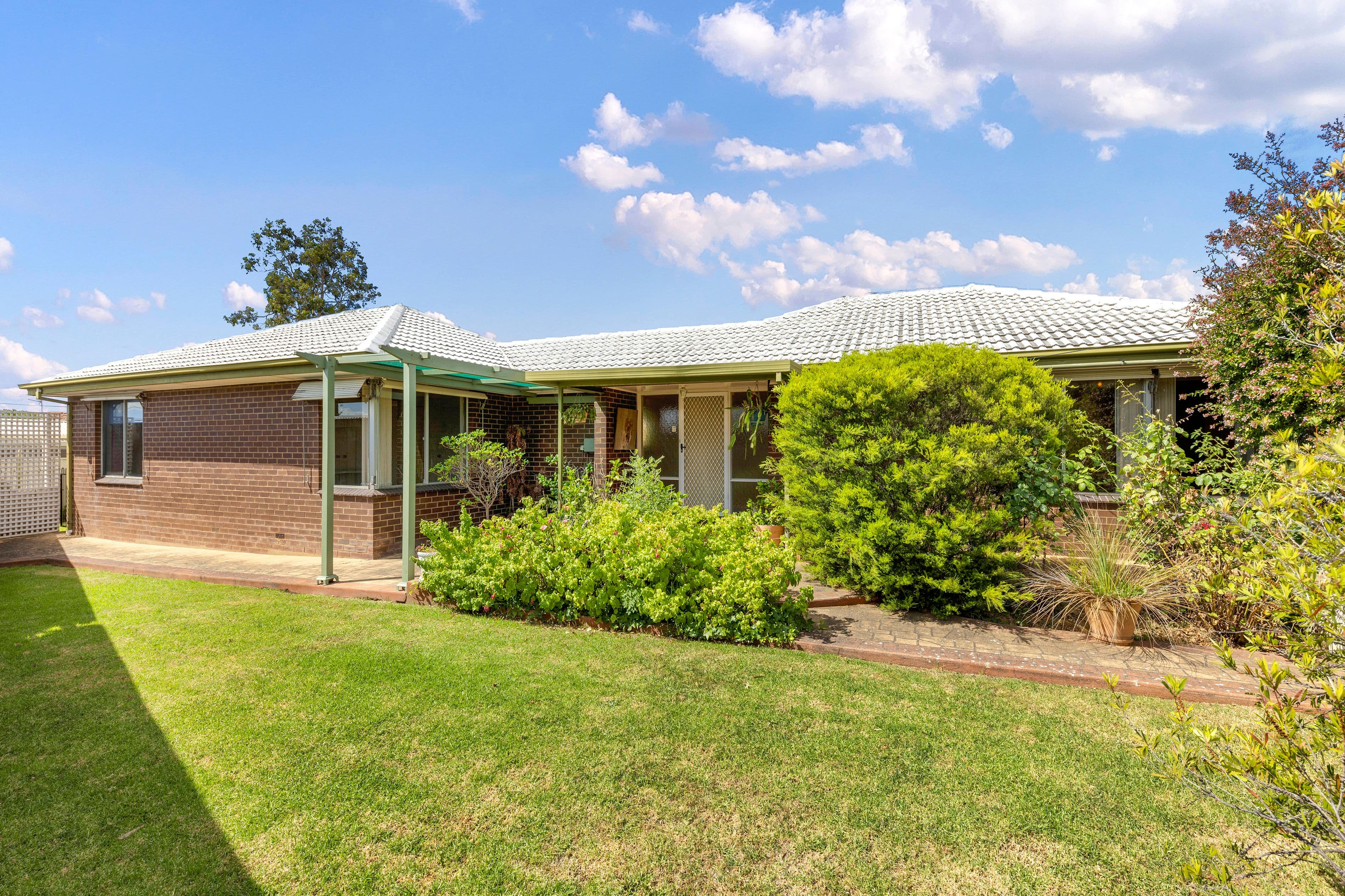 8 Jarbin Avenue, Dernancourt SA 5075, Dernancourt - Thumbnail 2