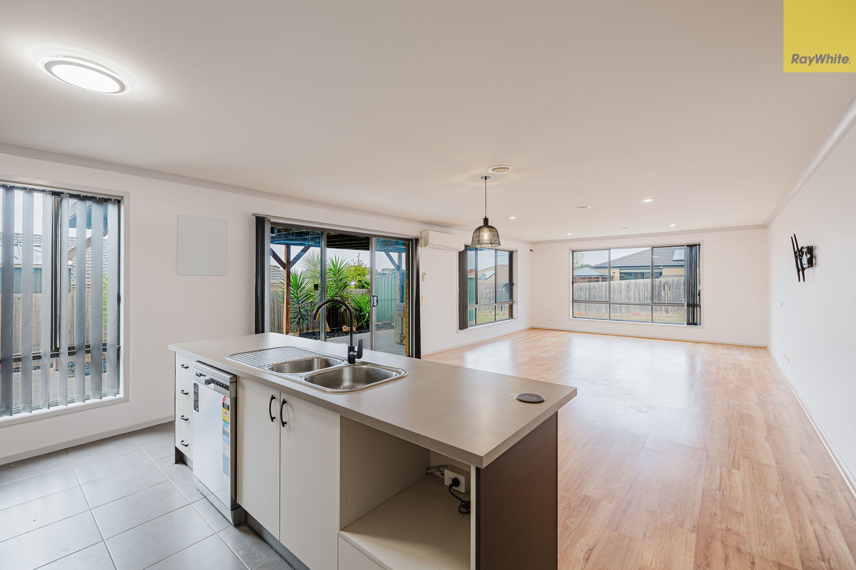 21 Harry Vallence Drive, Maddingley VIC 3340, Maddingley - Thumbnail 5