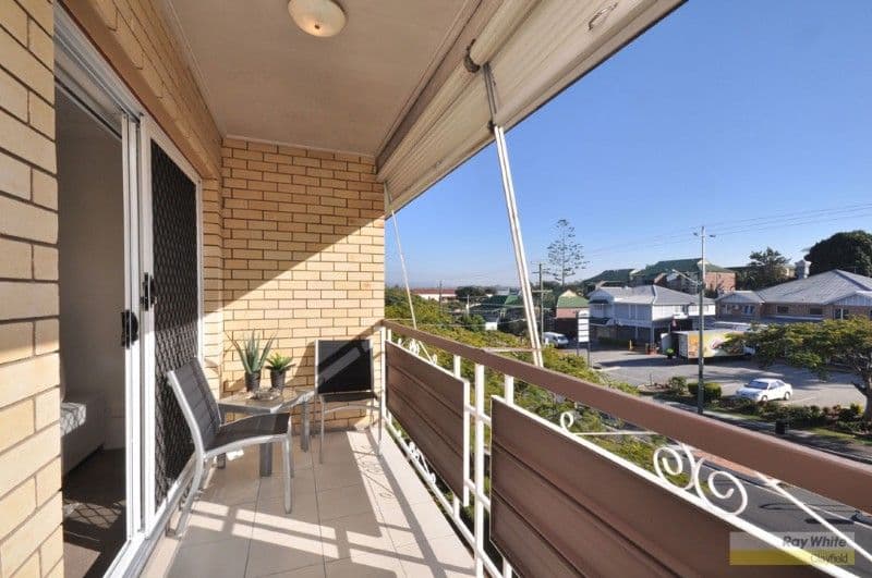 32 Lisson Grove, WOOLOOWIN QLD 4030, Wooloowin - Thumbnail 2