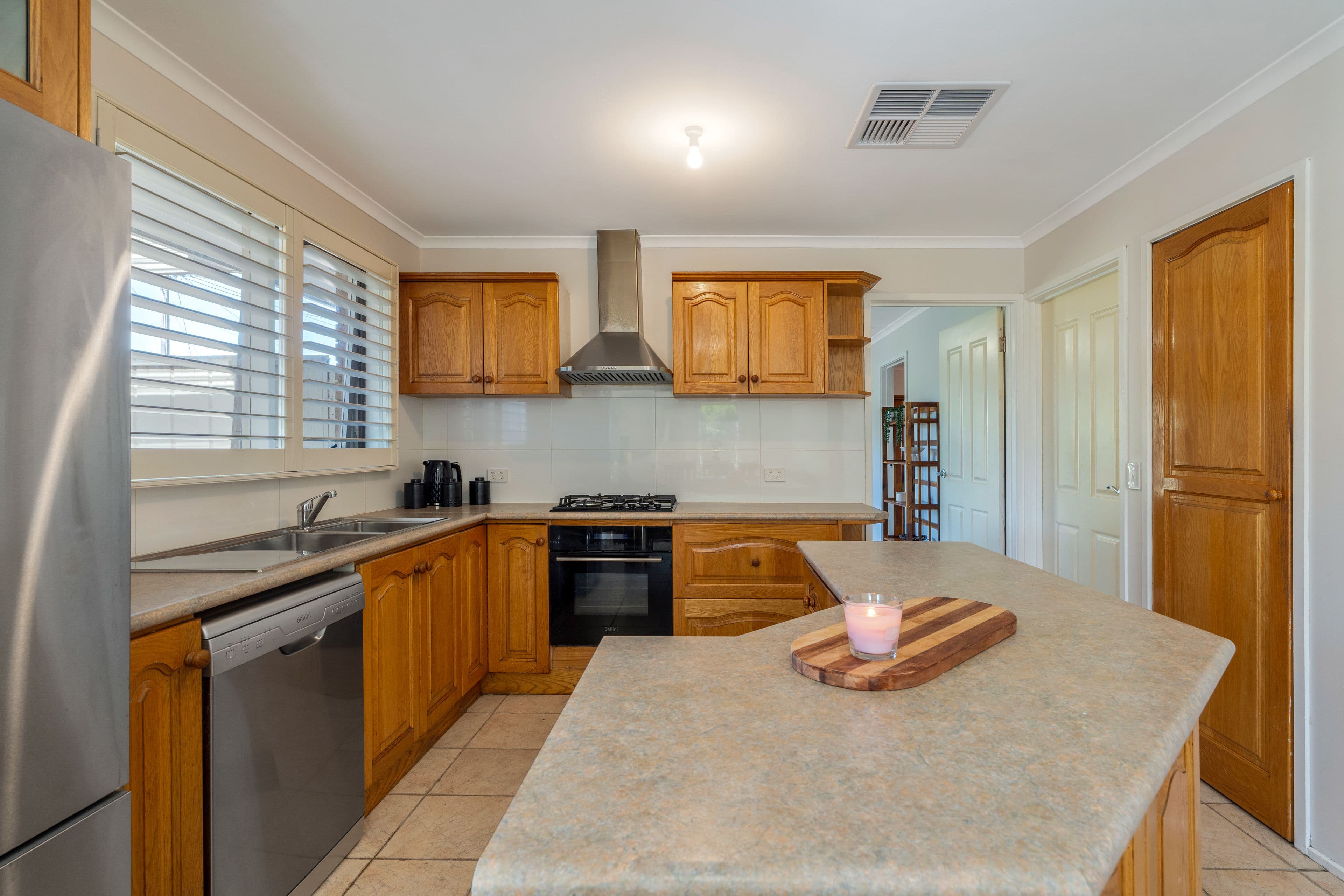 50 Carpenter Street, Maffra, Maffra - Thumbnail 4
