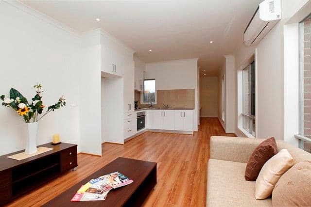 51 Lane Crescent, RESERVOIR VIC 3073, Reservoir - Thumbnail 2