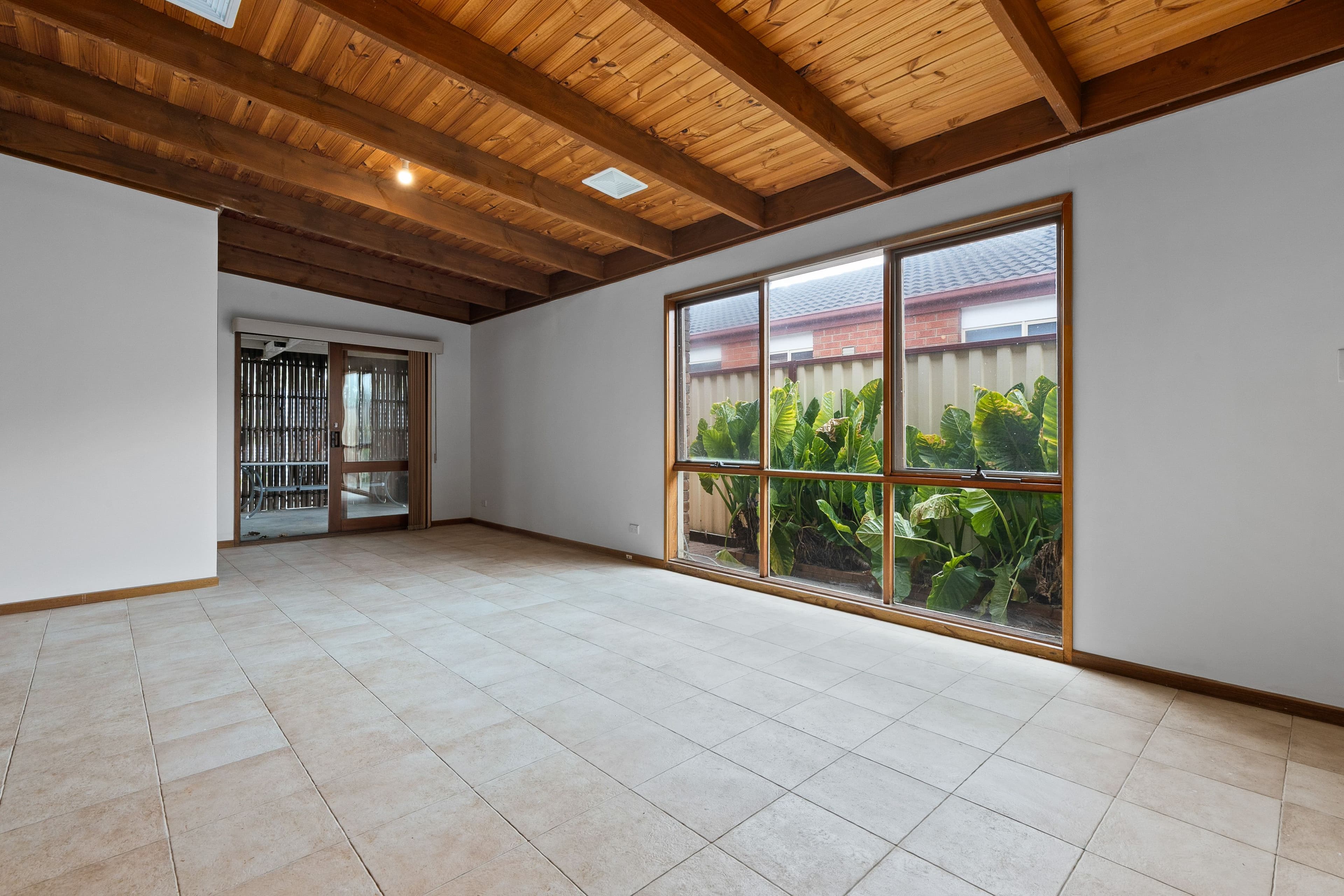 99 Hanson Road, Craigieburn VIC 3064, Craigieburn - Thumbnail 4