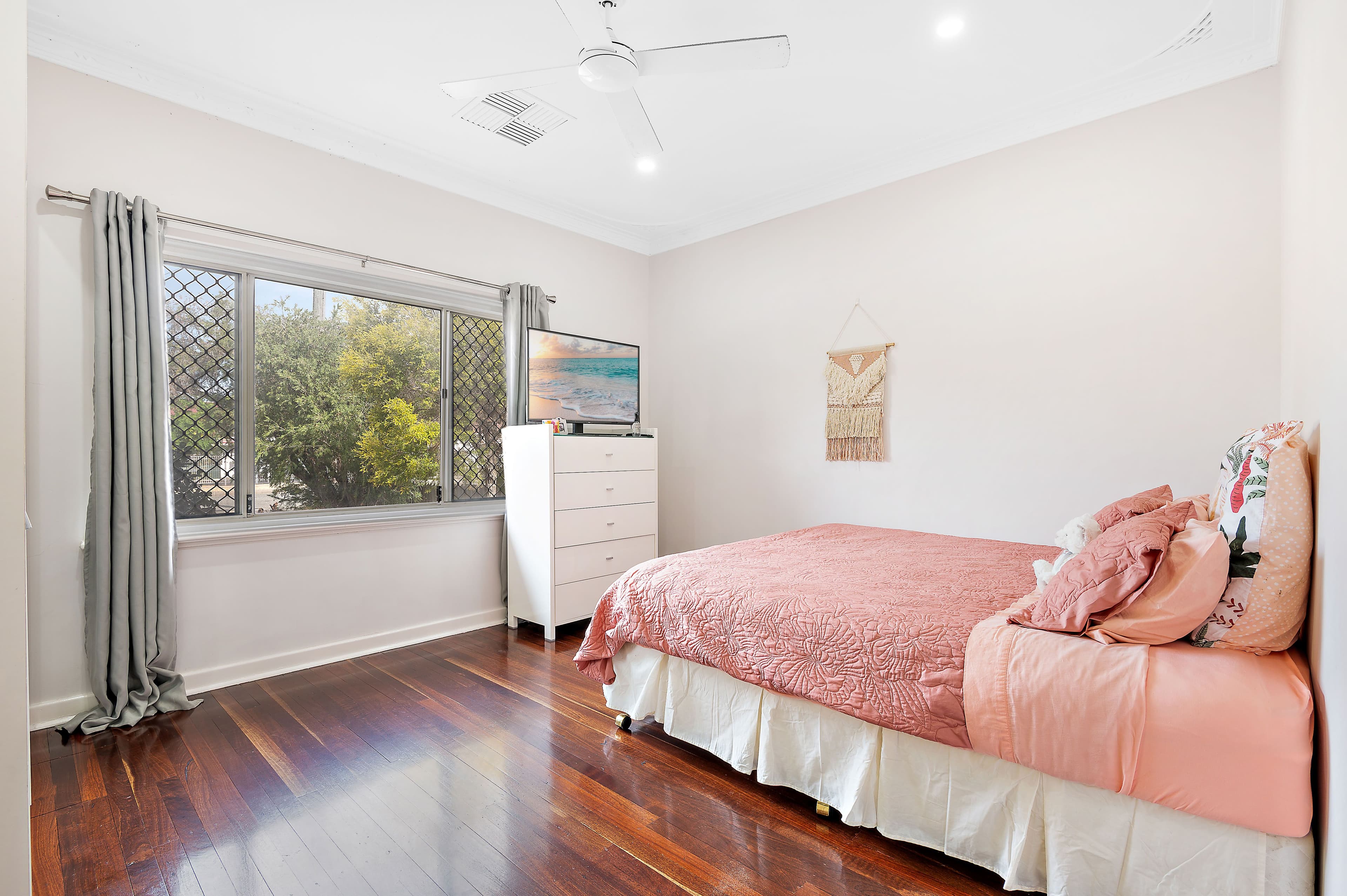 33 Berehaven Avenue, Thornlie WA 6108, Thornlie - Thumbnail 7