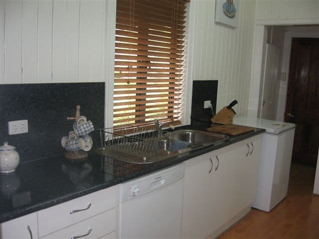 18 Miller Street, TAROOM QLD 4420, Taroom - Thumbnail 2