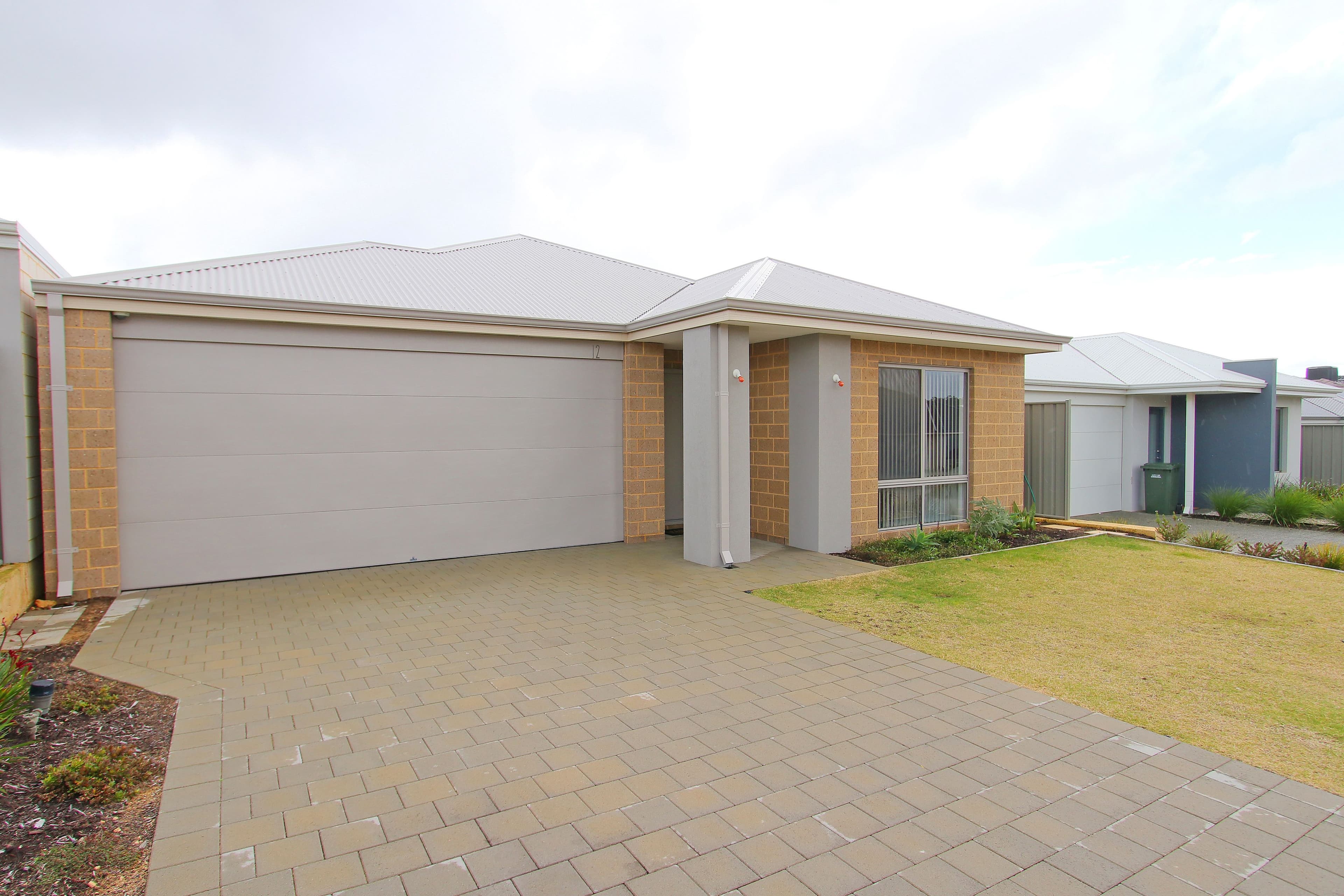 12 Bellingham Parade, Wellard WA 6170, Wellard - Thumbnail 2