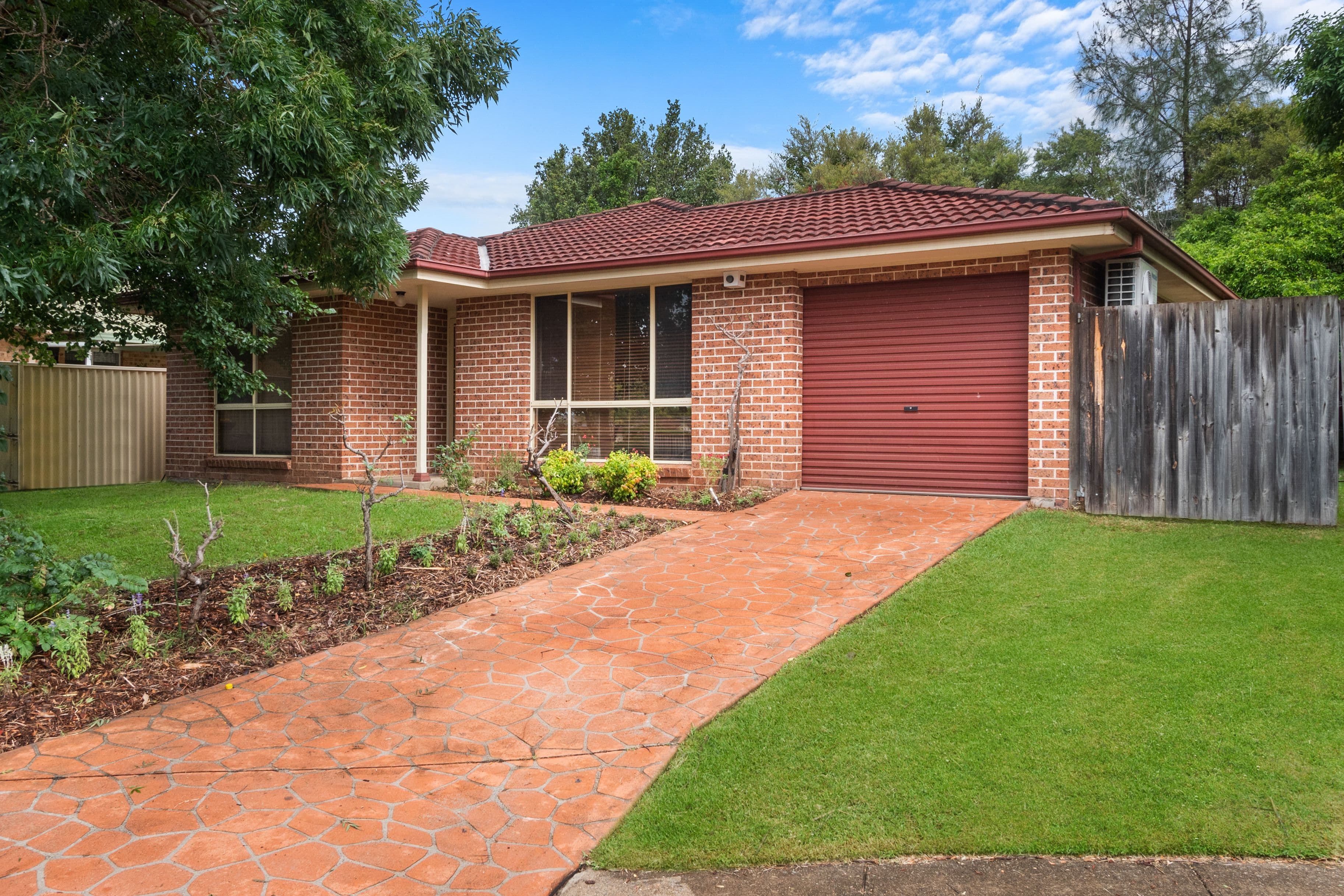 33 Solitaire Court, Stanhope Gardens NSW 2768, Stanhope Gardens - Image 1