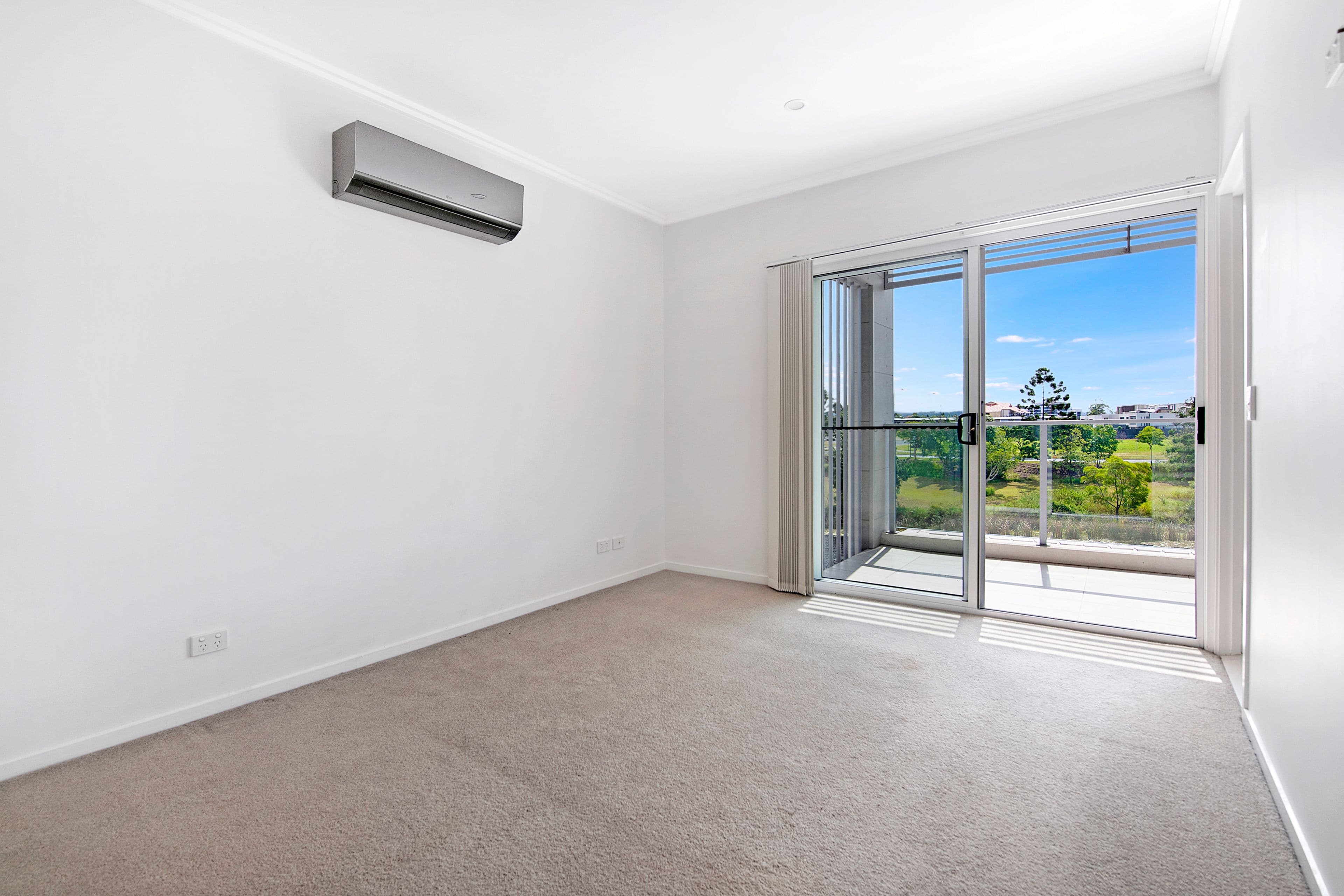53 Parnell Boulevard, Robina QLD 4226, Robina - Thumbnail 7