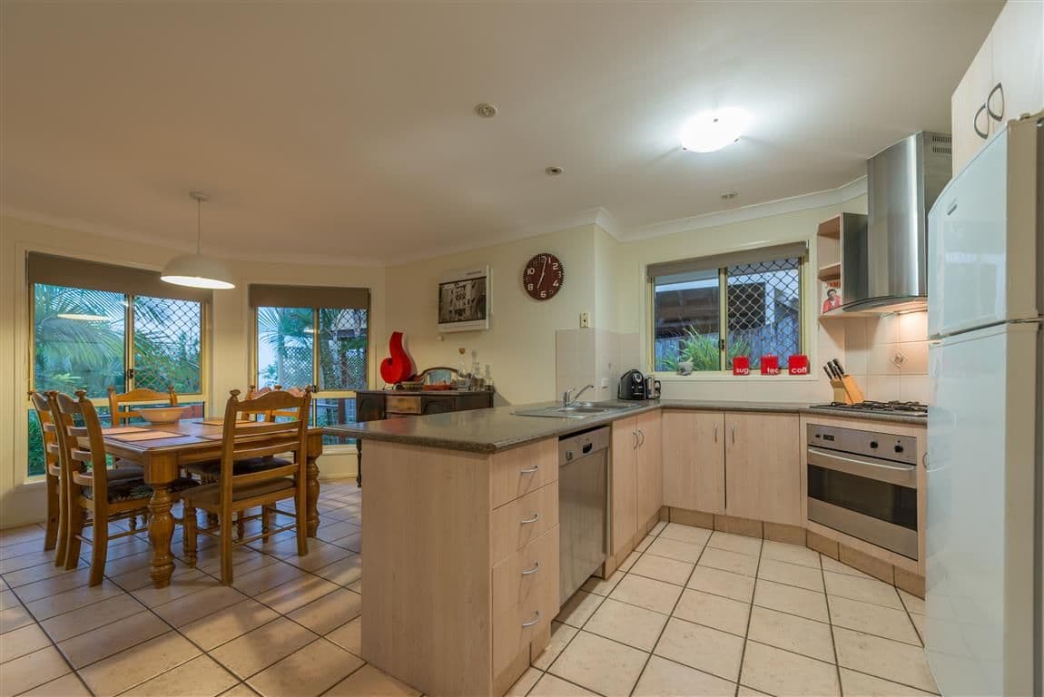 33 Curtawilla Street, BANORA POINT NSW 2486, Banora Point - Thumbnail 3