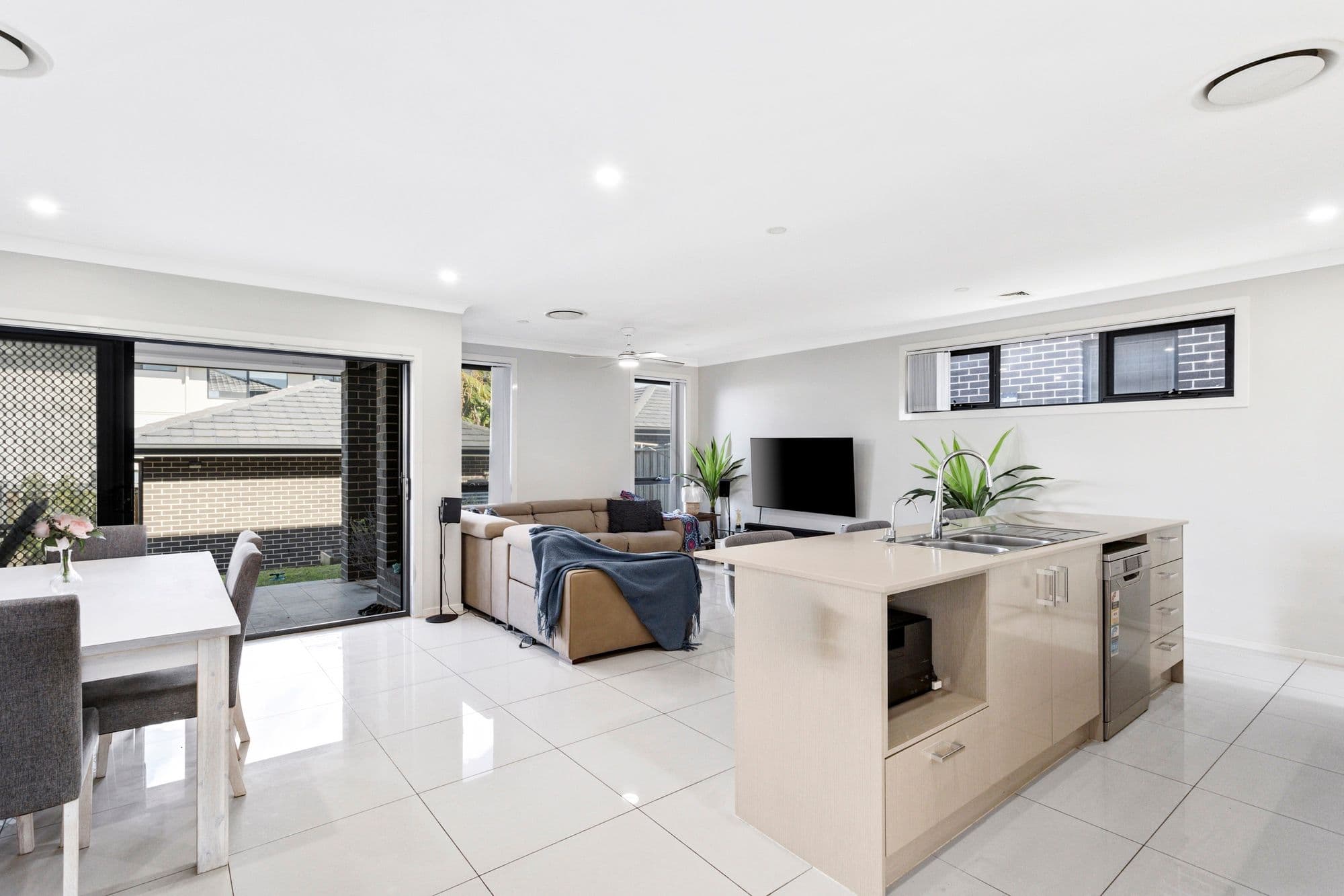 10 Coffey Street (Tallawong), Schofields NSW 2762, Schofields - Thumbnail 4