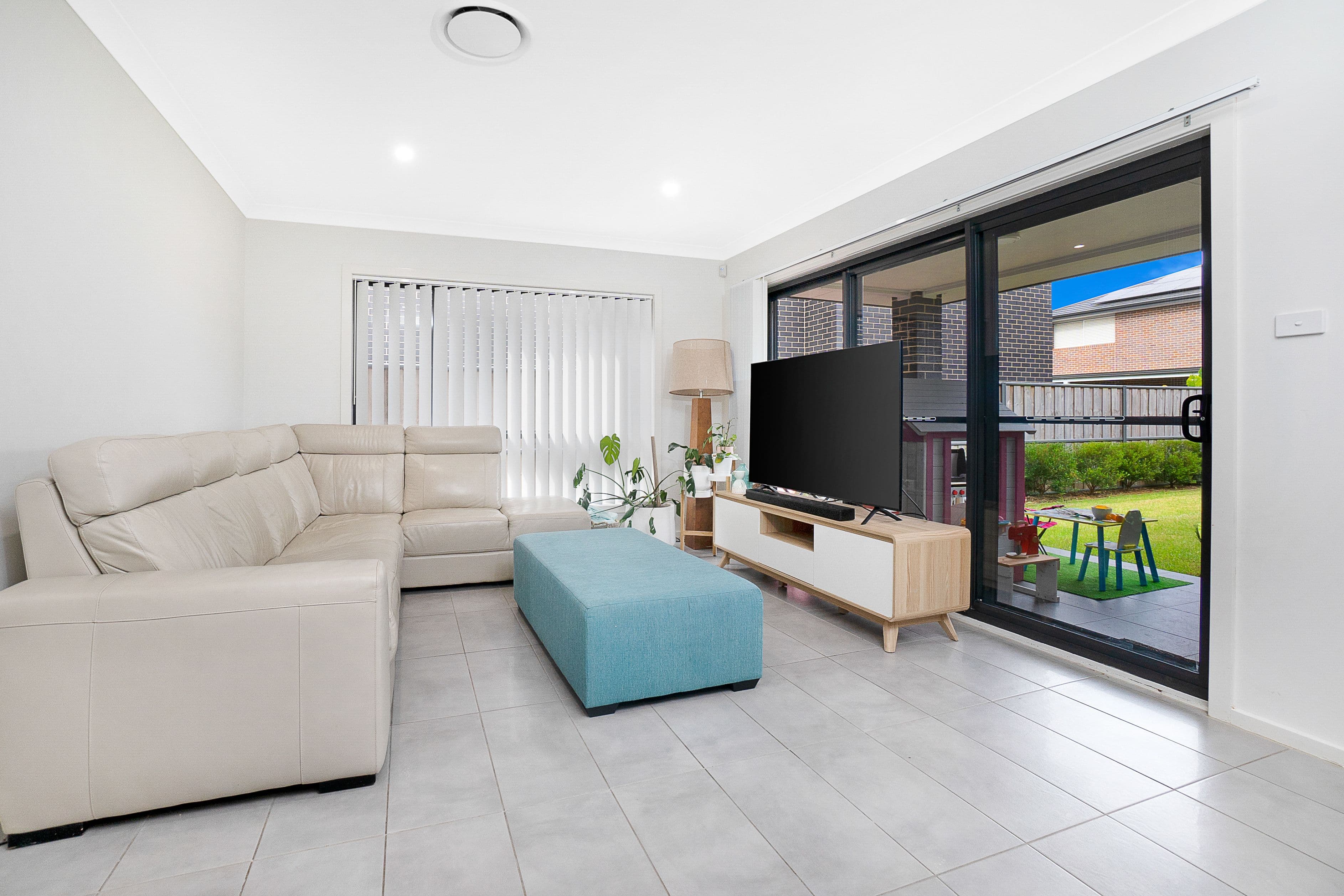 8 Navelina Street, Box Hill NSW 2765, Gables - Thumbnail 3