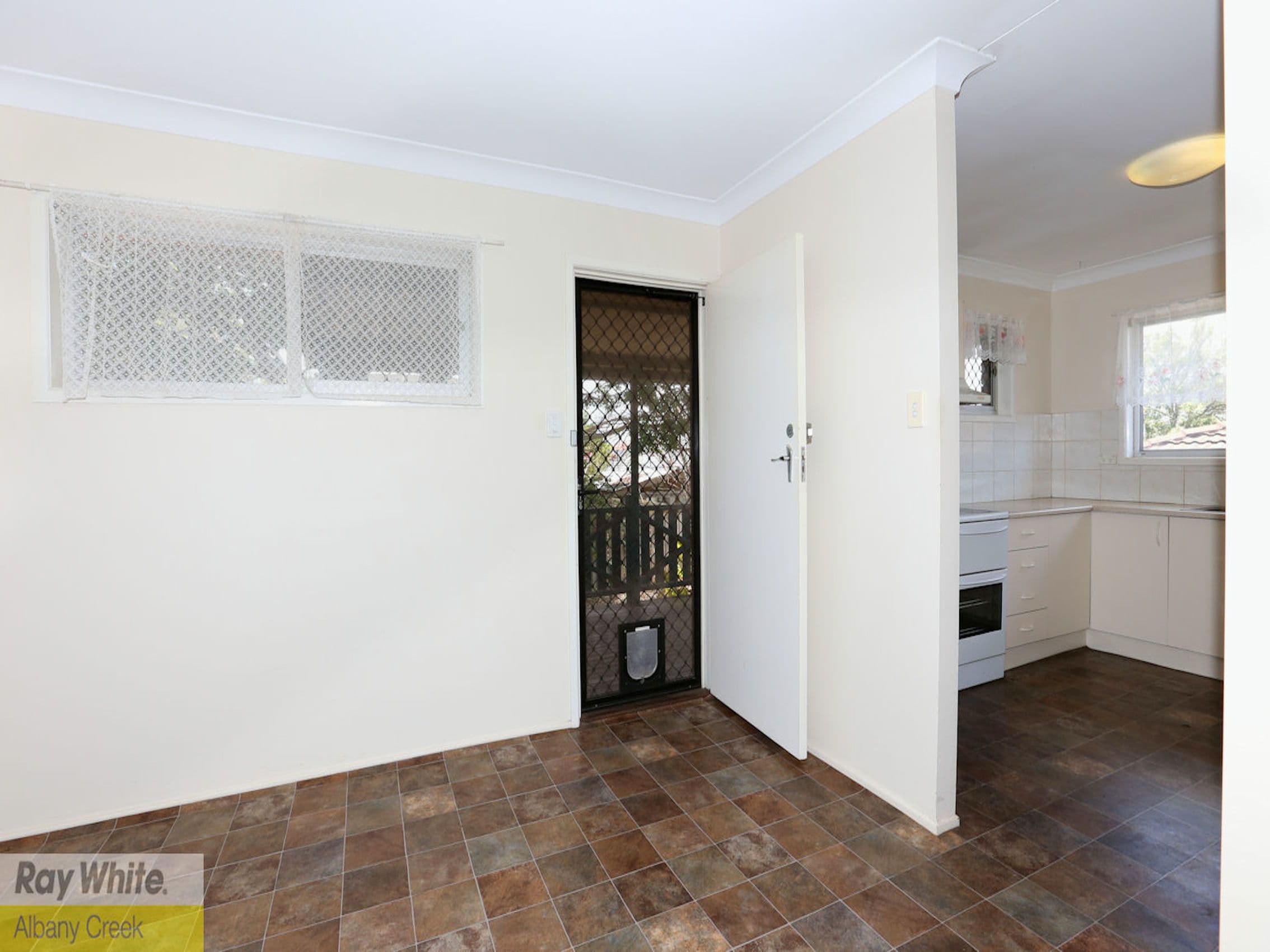 3 Waratah Street, ALBANY CREEK QLD 4035, Albany Creek - Thumbnail 5