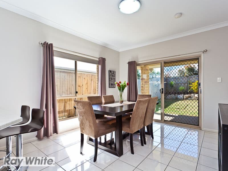 8 Planigale Crescent, NORTH LAKES QLD 4509, North Lakes - Thumbnail 4