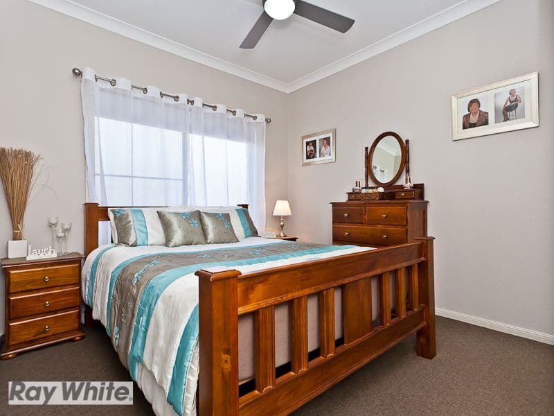 8 Planigale Crescent, NORTH LAKES QLD 4509, North Lakes - Thumbnail 6