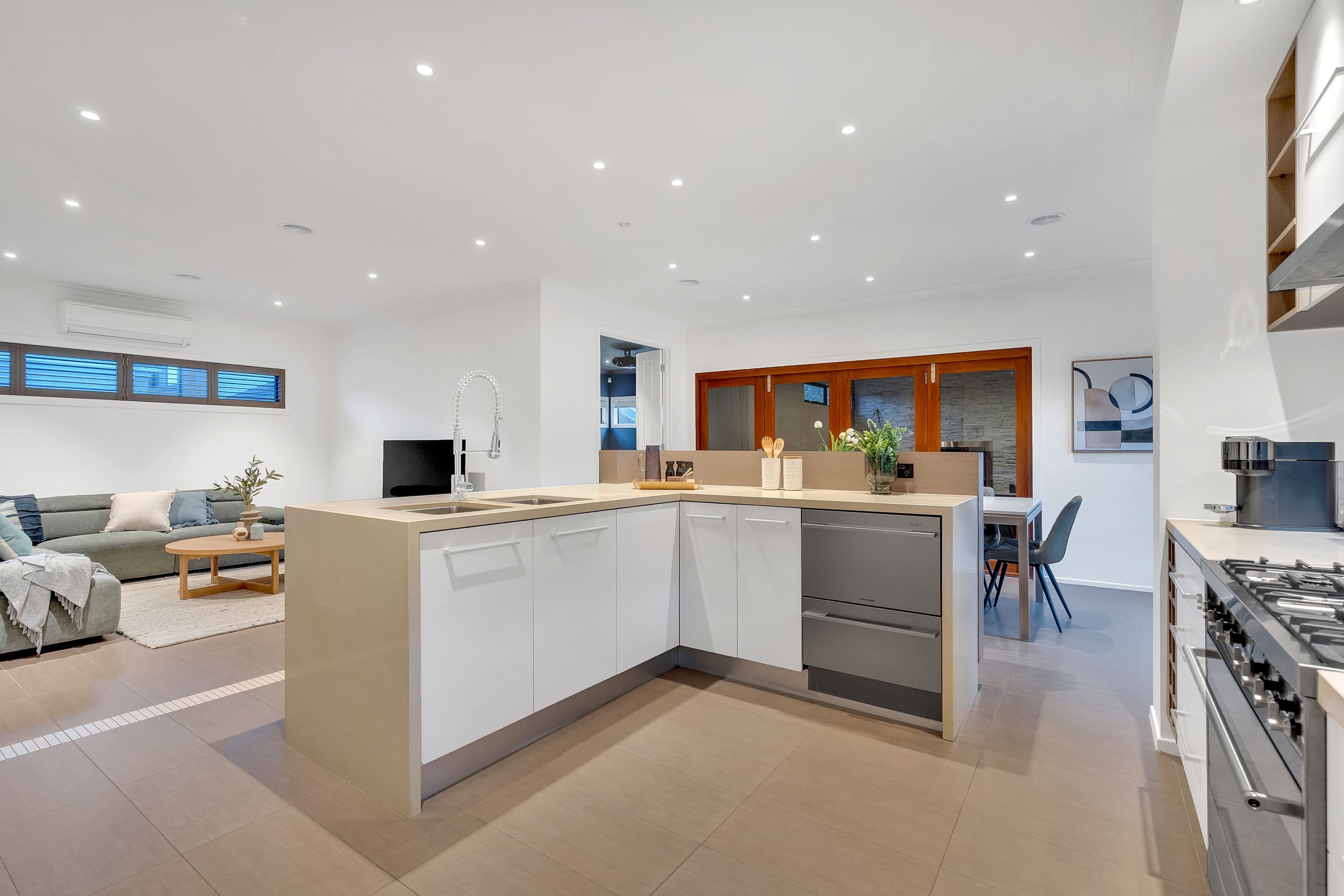 3 Aston Street, Craigieburn VIC 3064, Craigieburn - Thumbnail 8