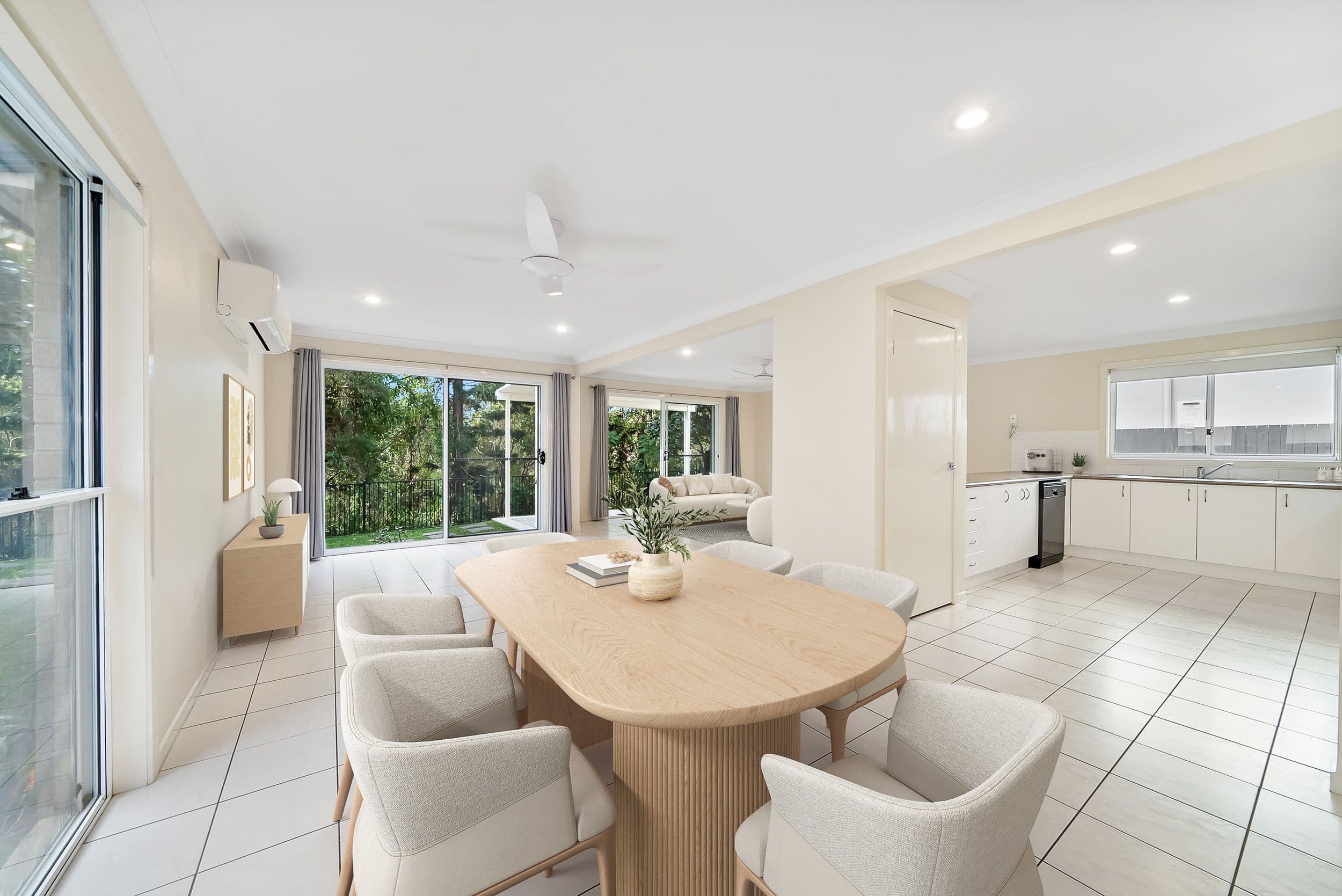 27 Seagreen Drive, Coomera QLD 4209, Coomera - Thumbnail 3