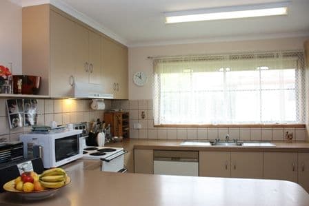16 Main Street, RUTHERGLEN VIC 3685, Rutherglen - Thumbnail 7