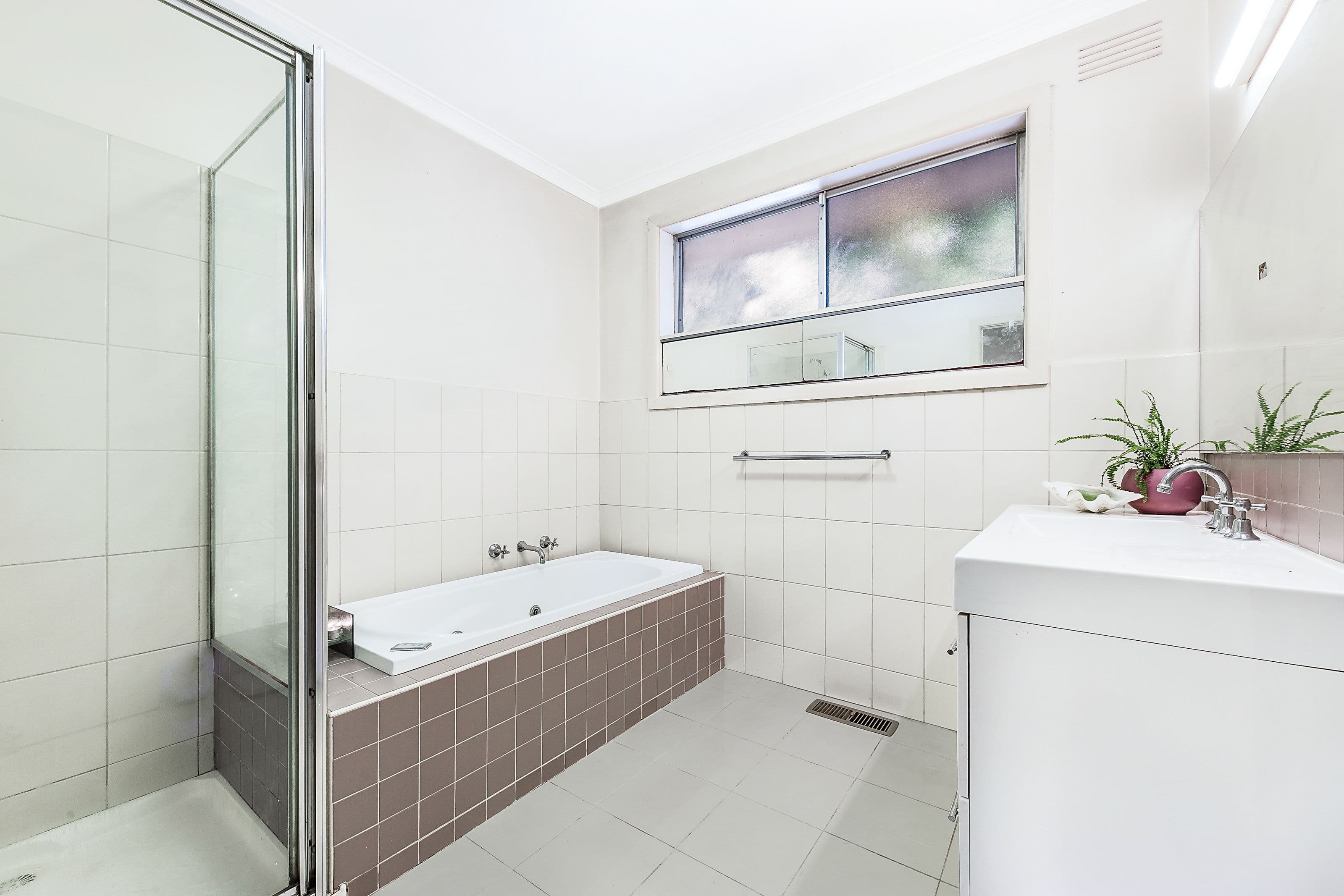 4 Katandra Court, Mount Waverley VIC 3149, Mount Waverley - Thumbnail 6