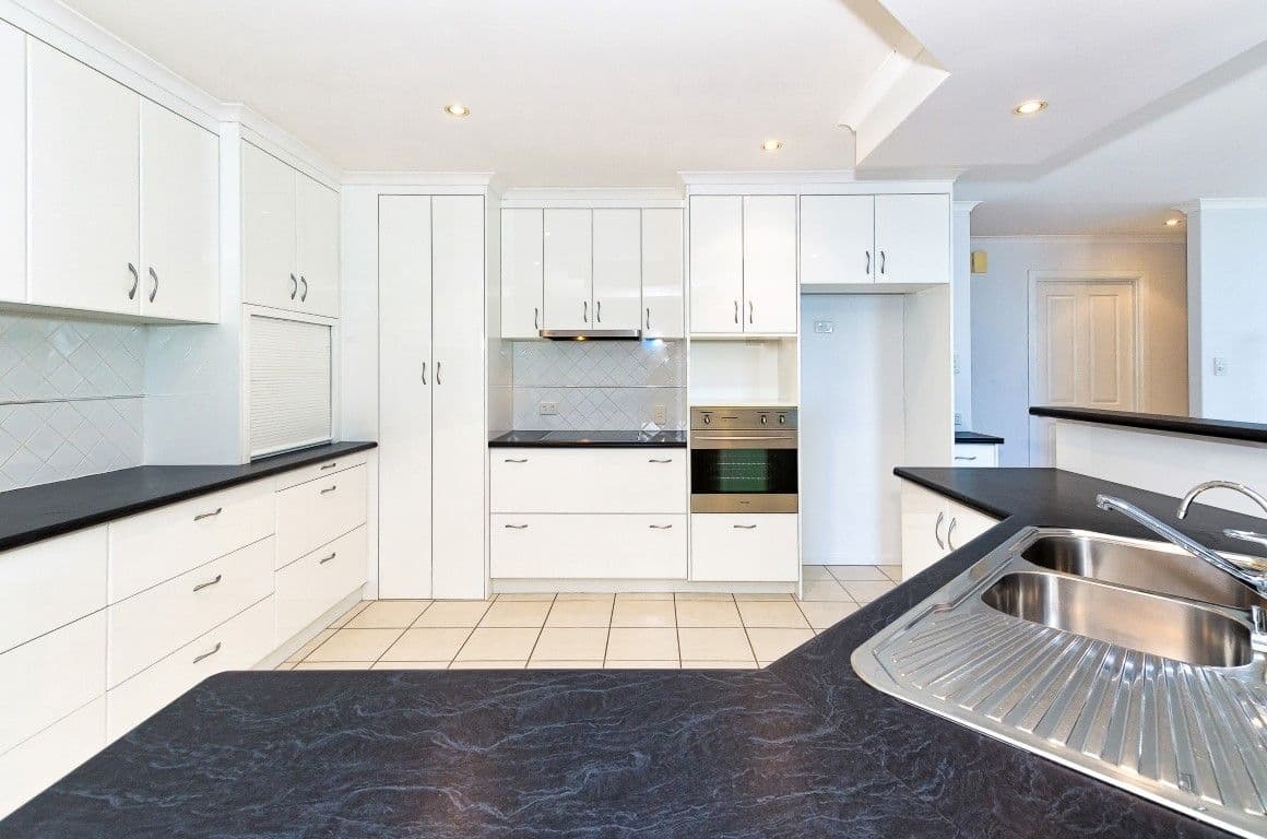 1 Panorama Court, Glen Eden QLD 4680, Glen Eden - Thumbnail 6