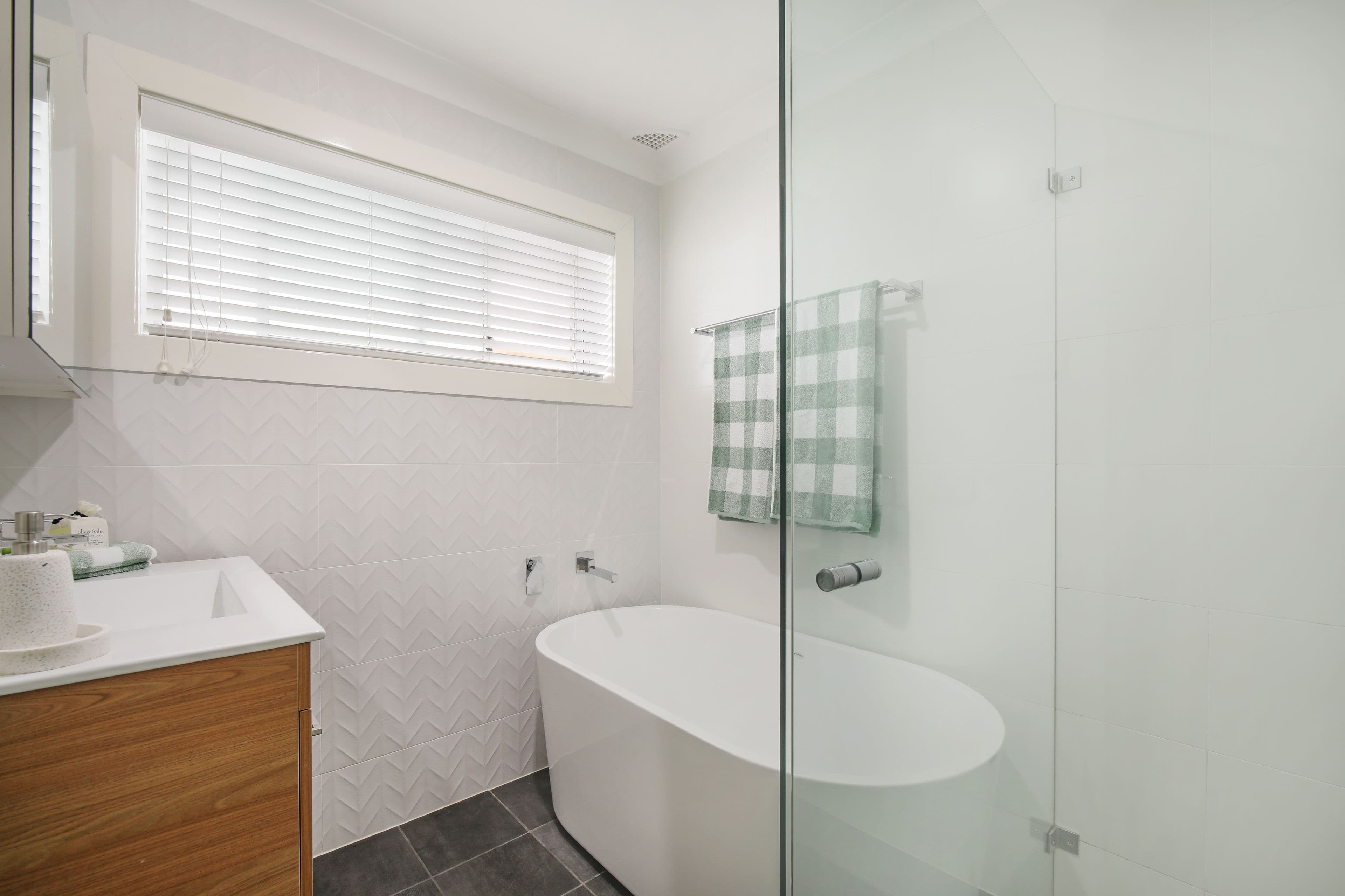 9 Warrina Street, Wamberal NSW 2260, Wamberal - Thumbnail 8