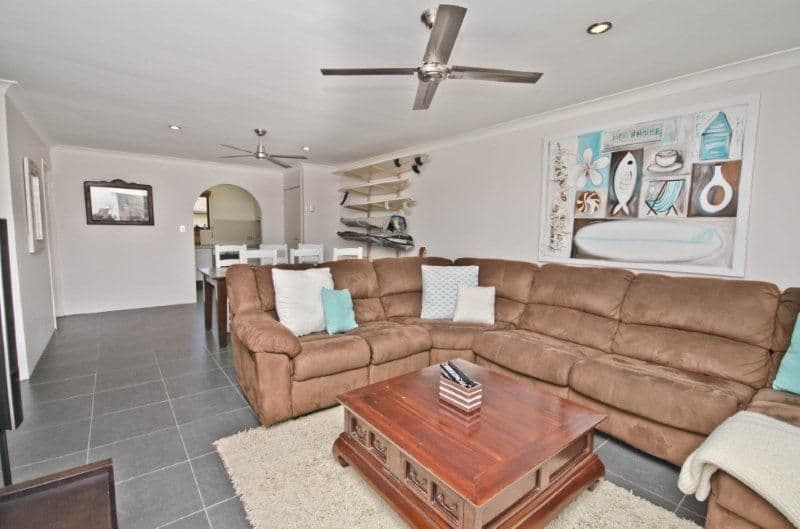 18 Peter Parade, MERMAID WATERS QLD 4218, Mermaid Waters - Image 1