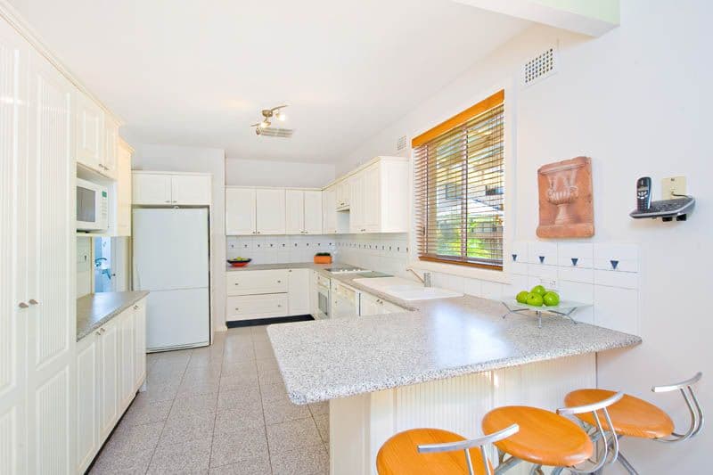 7 Barwon Place, SYLVANIA WATERS NSW 2224, Sylvania Waters - Thumbnail 6
