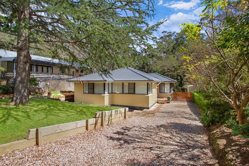 104 Lieutenant Bowen Road, Bowen Mountain - Thumbnail 3
